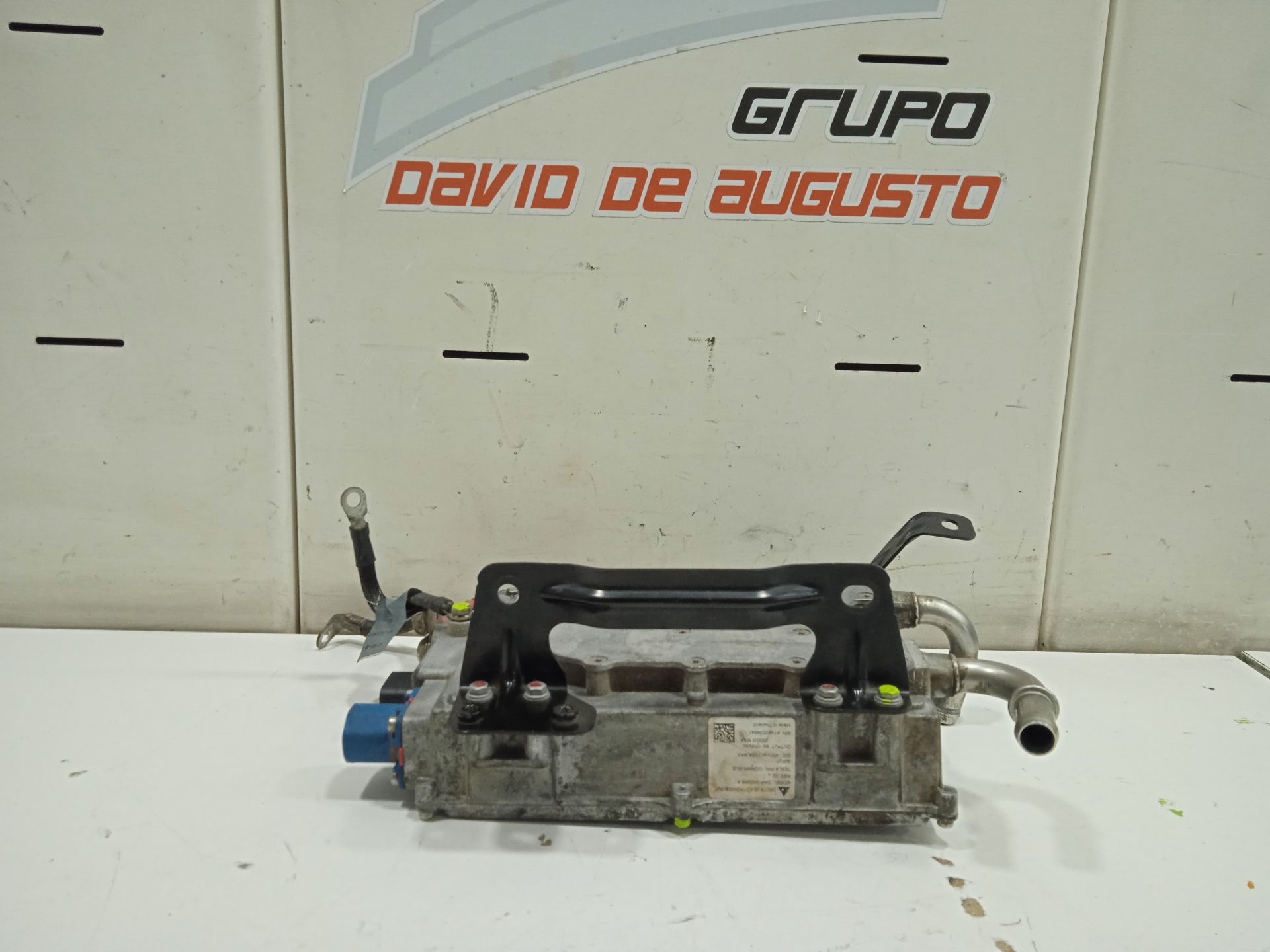 No identificado tesla model s basis
