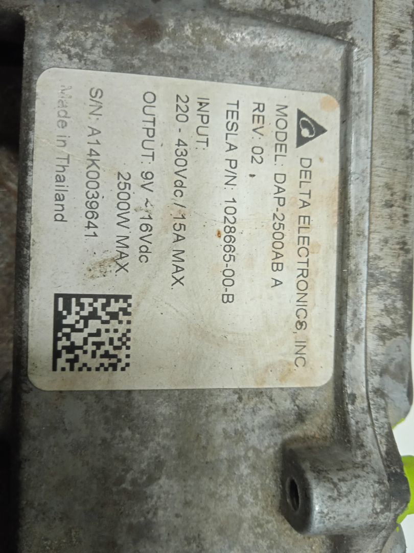 No identificado tesla model s basis