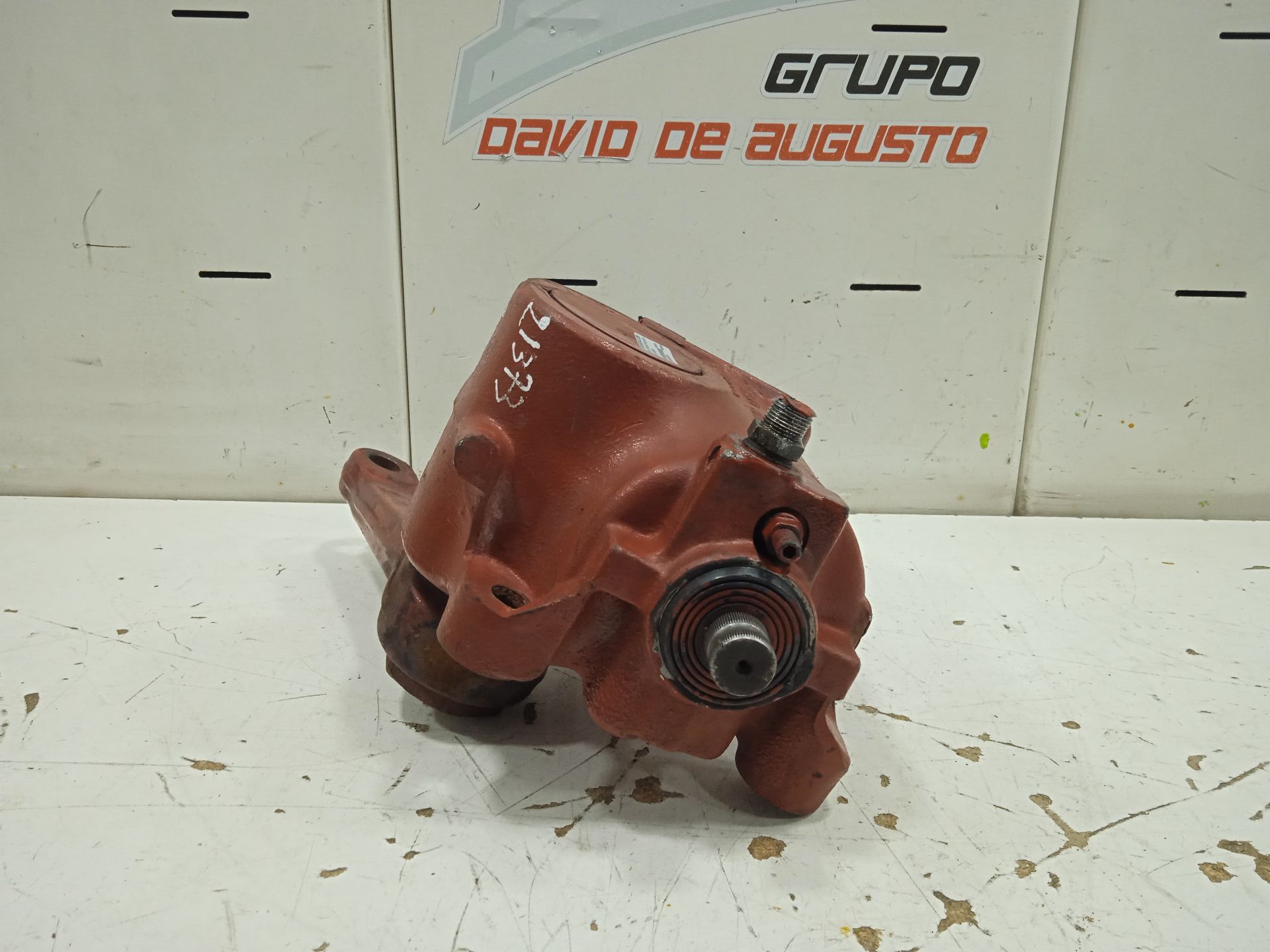 Caja direccion renault  no identificado