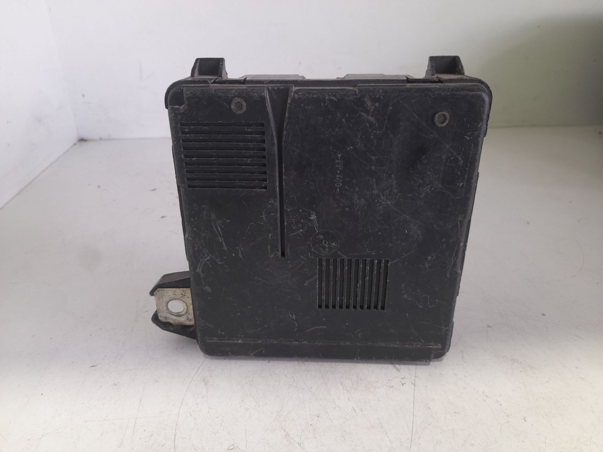Caja reles / fusibles   no identificado