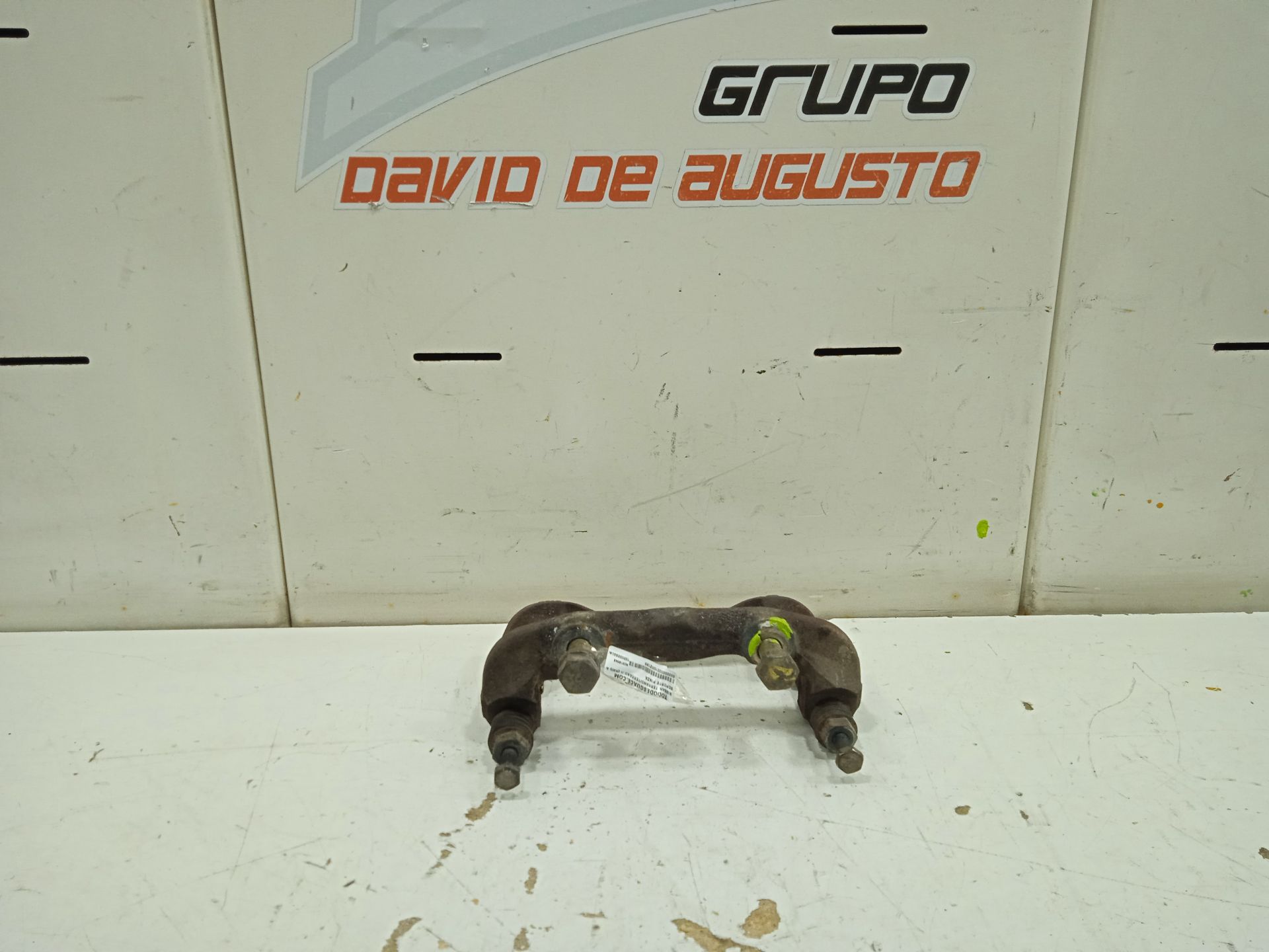 Soporte pinza nissan terrano ii (r20) aventura
