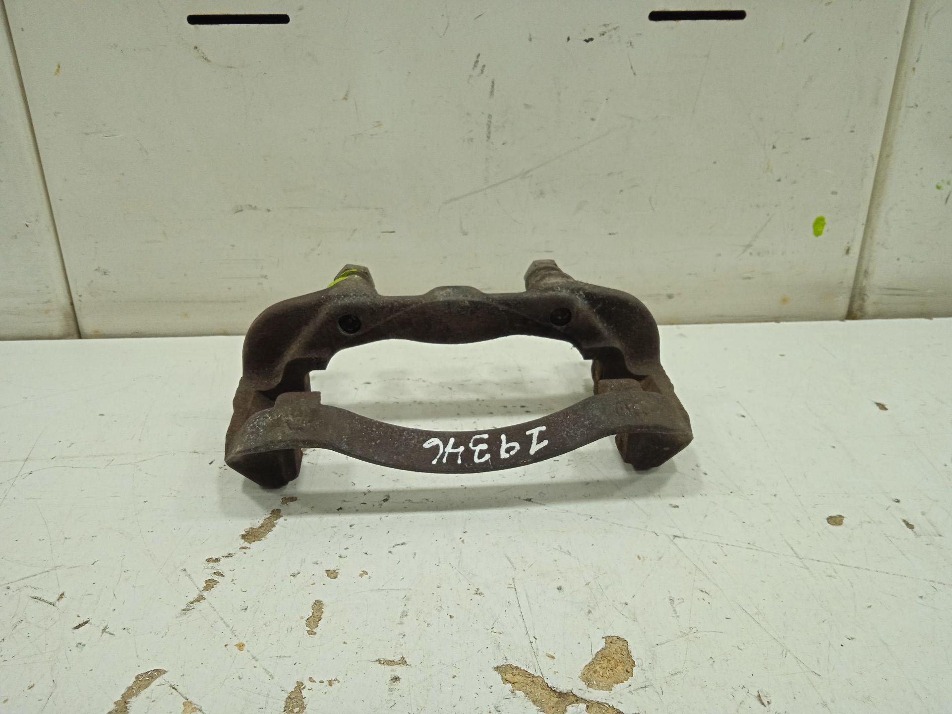 Soporte pinza nissan terrano ii (r20) aventura