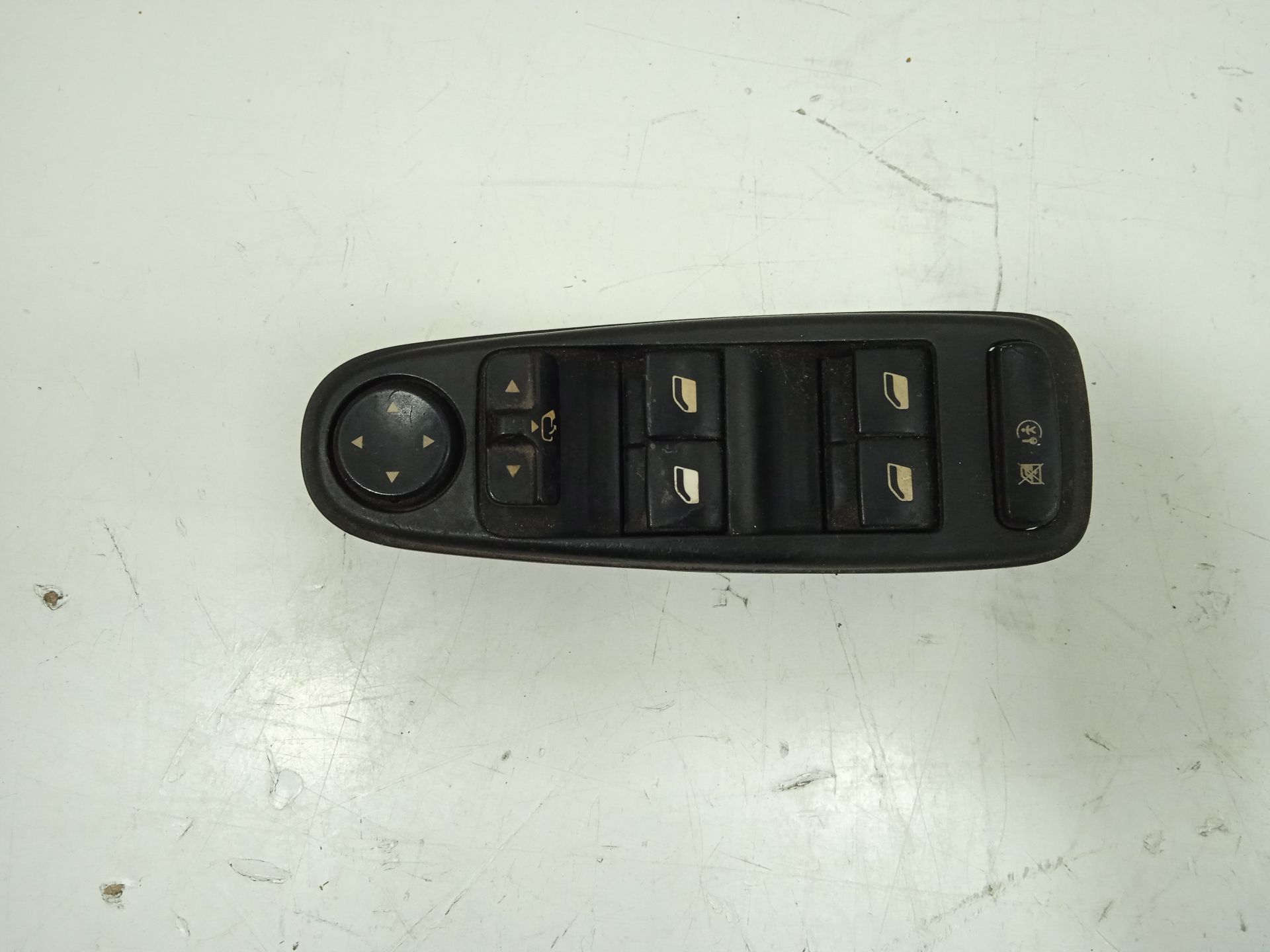 Mando elevalunas delantero izquierdo citroen c4 picasso seduction