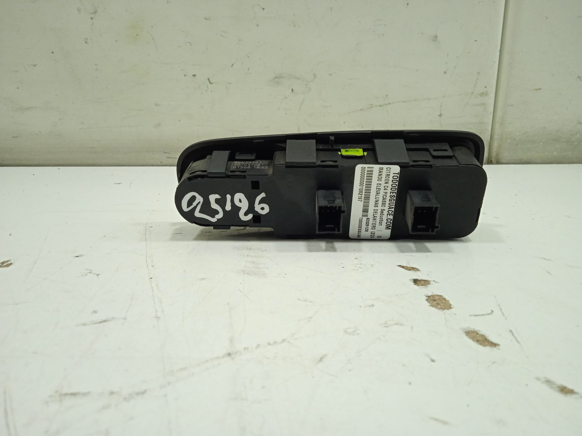 Mando elevalunas delantero izquierdo citroen c4 picasso seduction