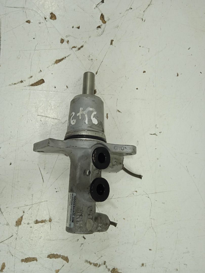 Bomba freno lt  46  caja cerrada