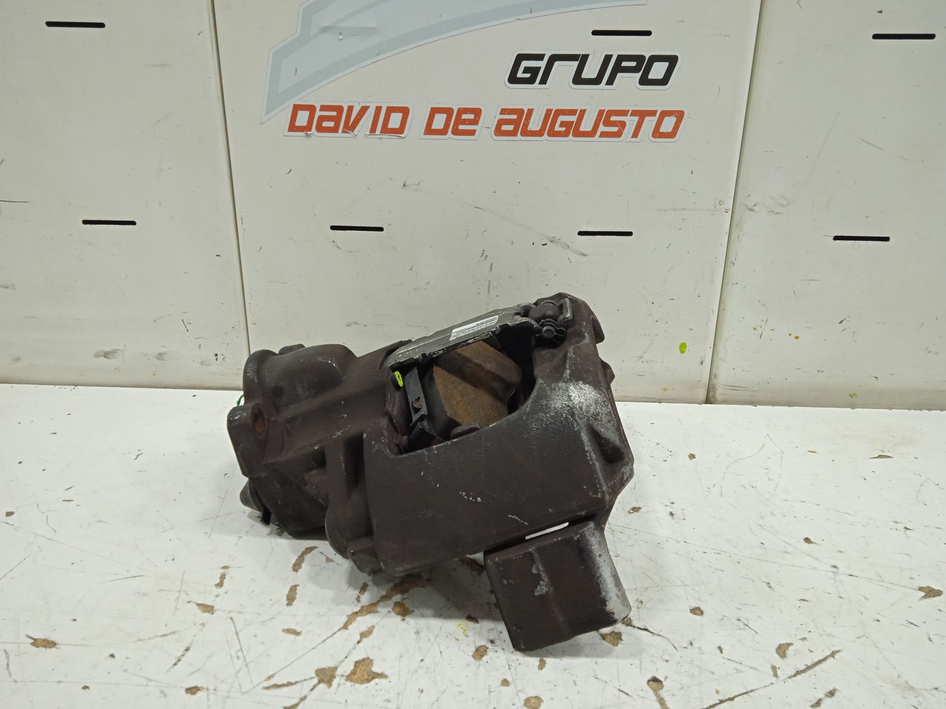 Pinza de freno delantera derecha man tgl 10.xxx 10.210   chasis c (compact)