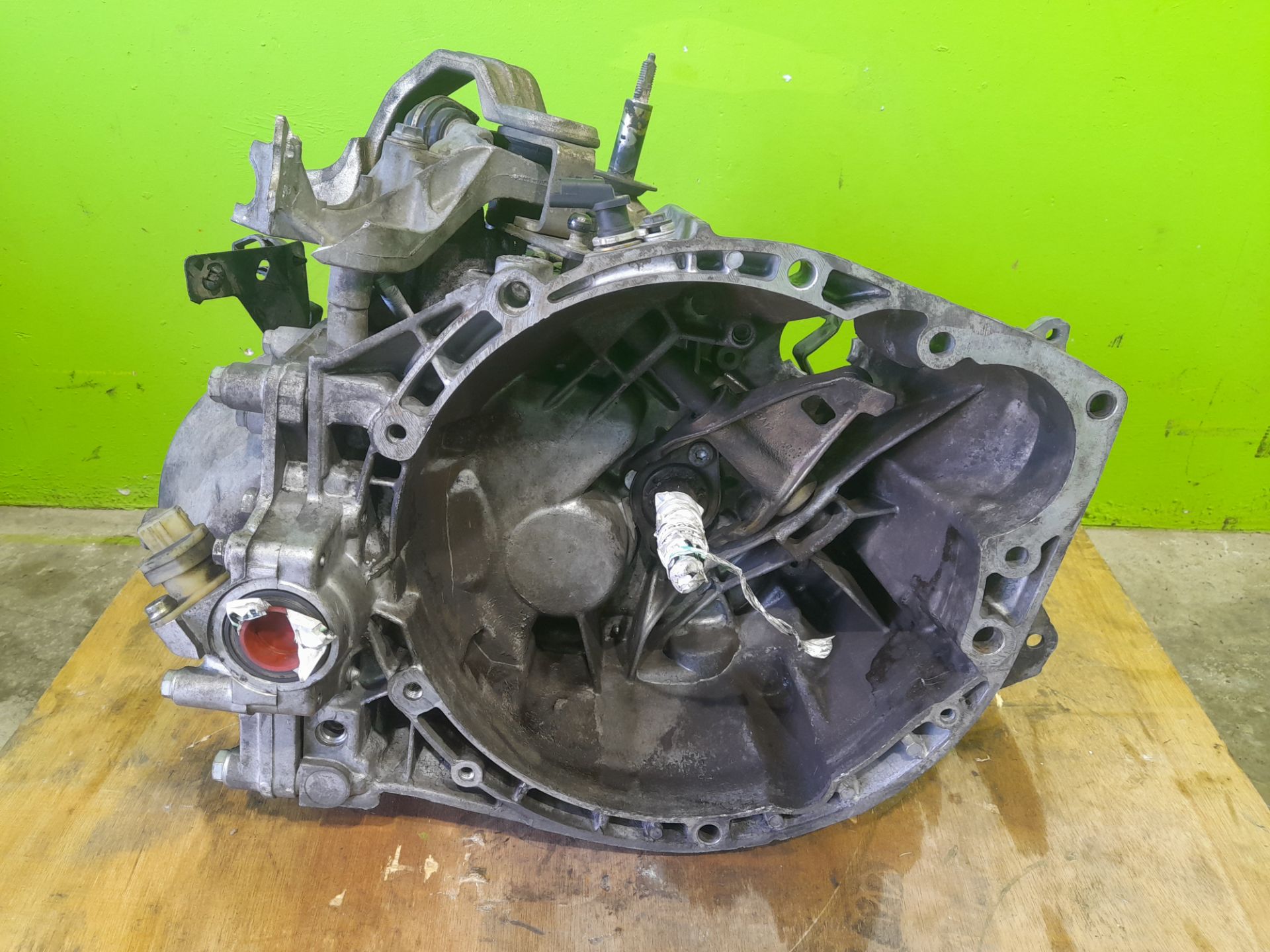 Caja cambios citroen jumpy chapa confort largo 900kg