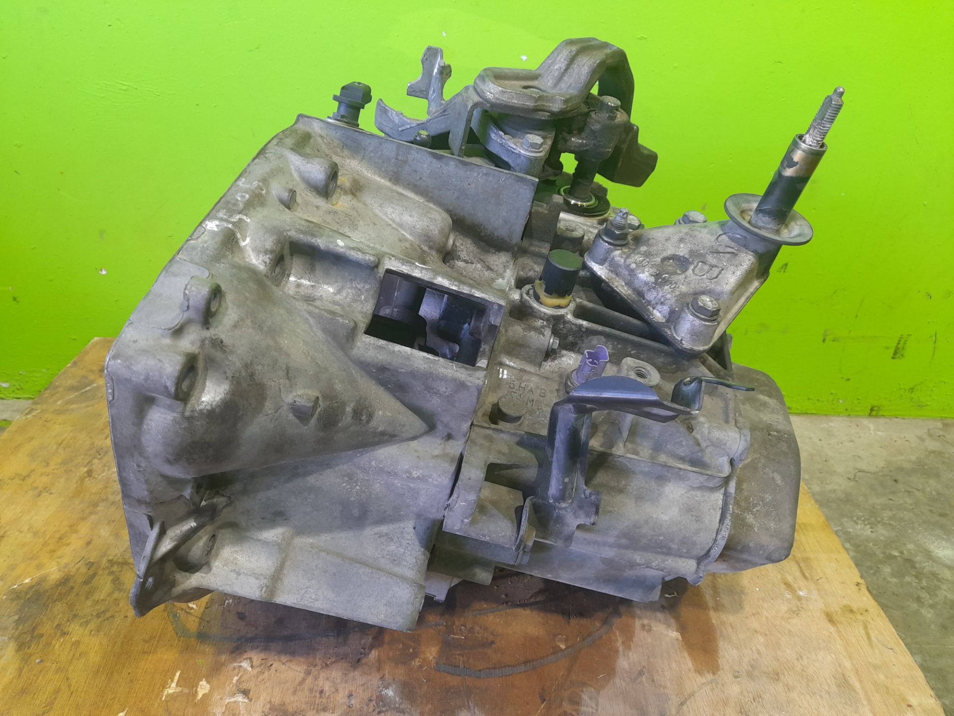 Caja cambios citroen jumpy chapa confort largo 900kg