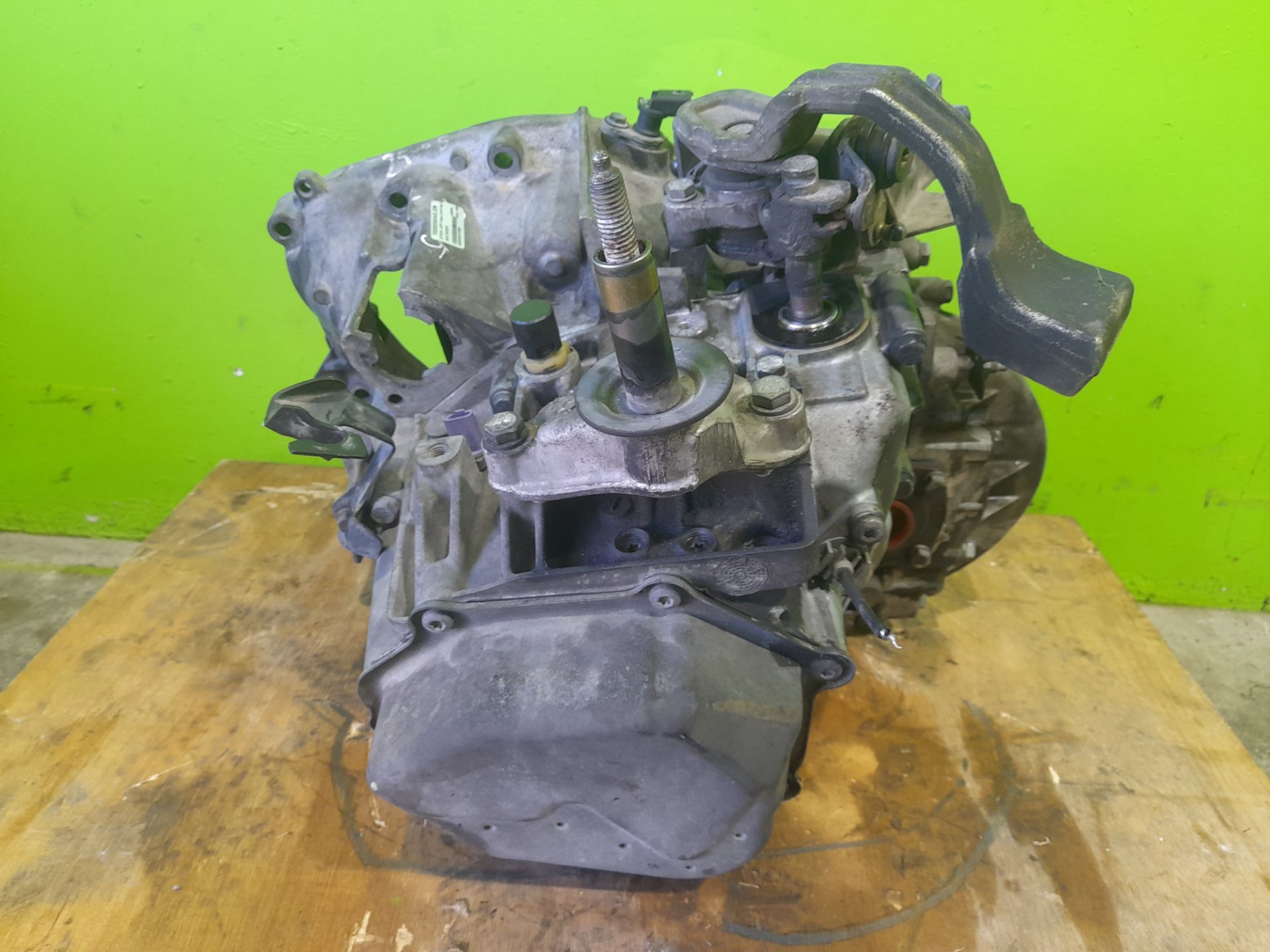 Caja cambios citroen jumpy chapa confort largo 900kg