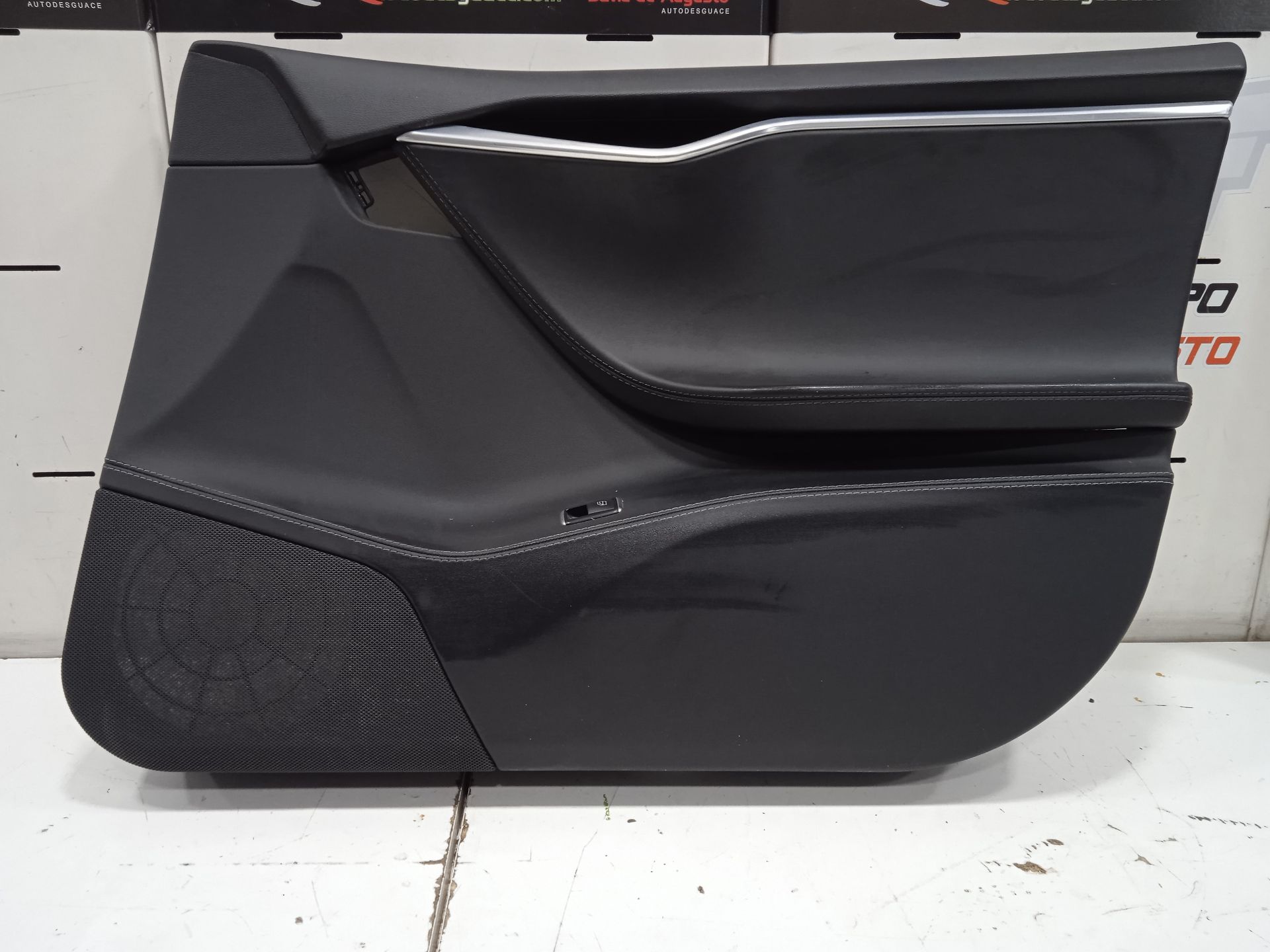 No identificado tesla model s basis