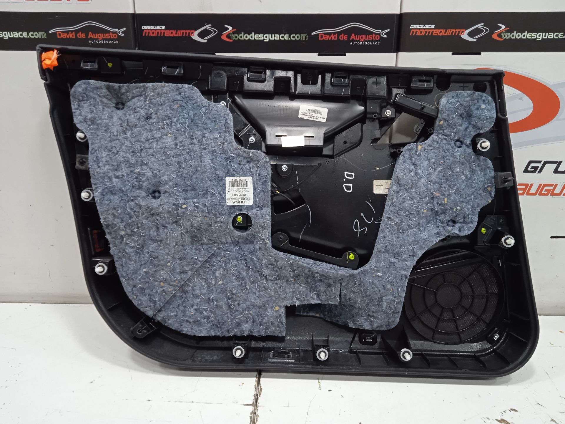 No identificado tesla model s basis
