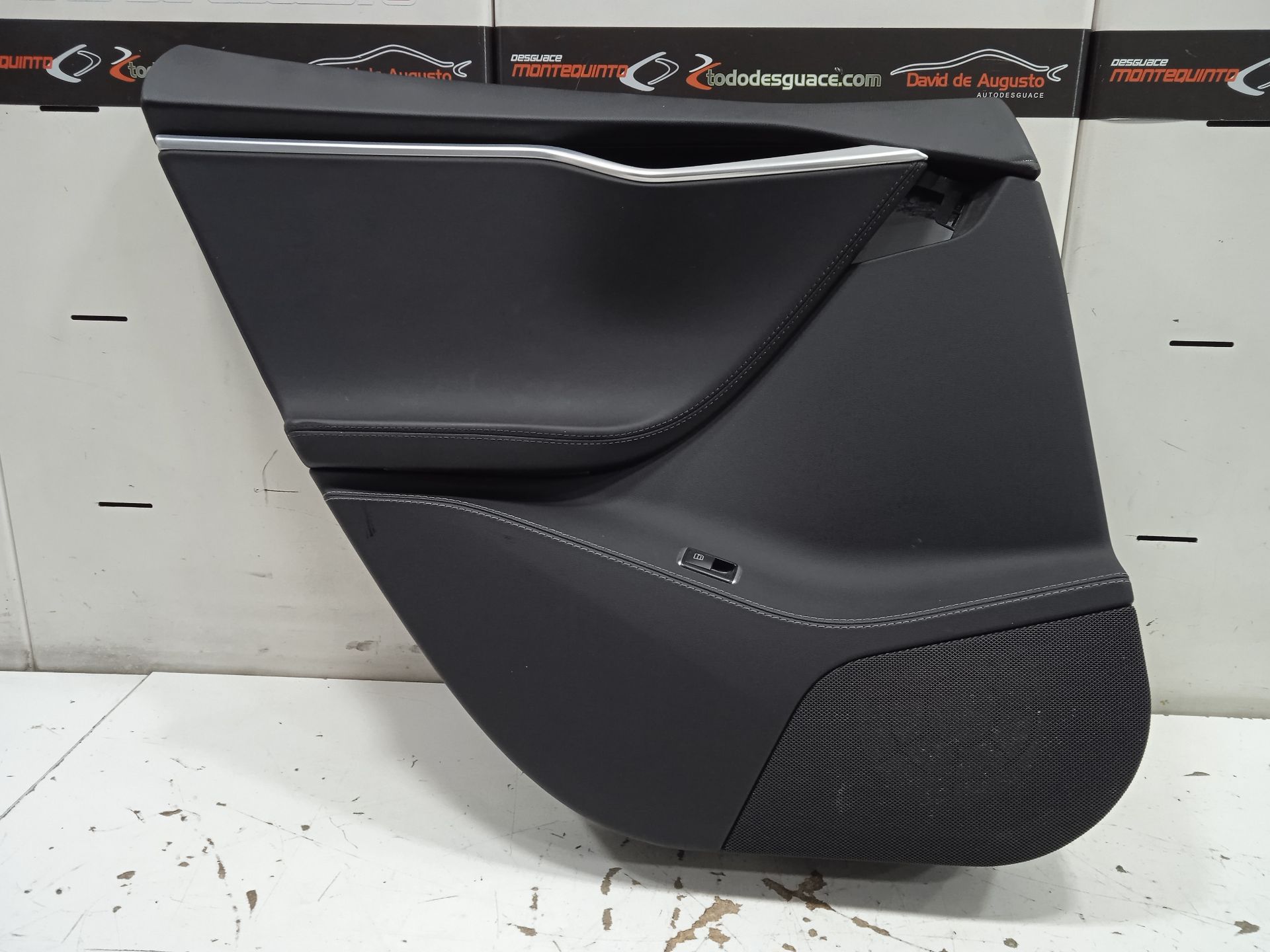 No identificado tesla model s basis