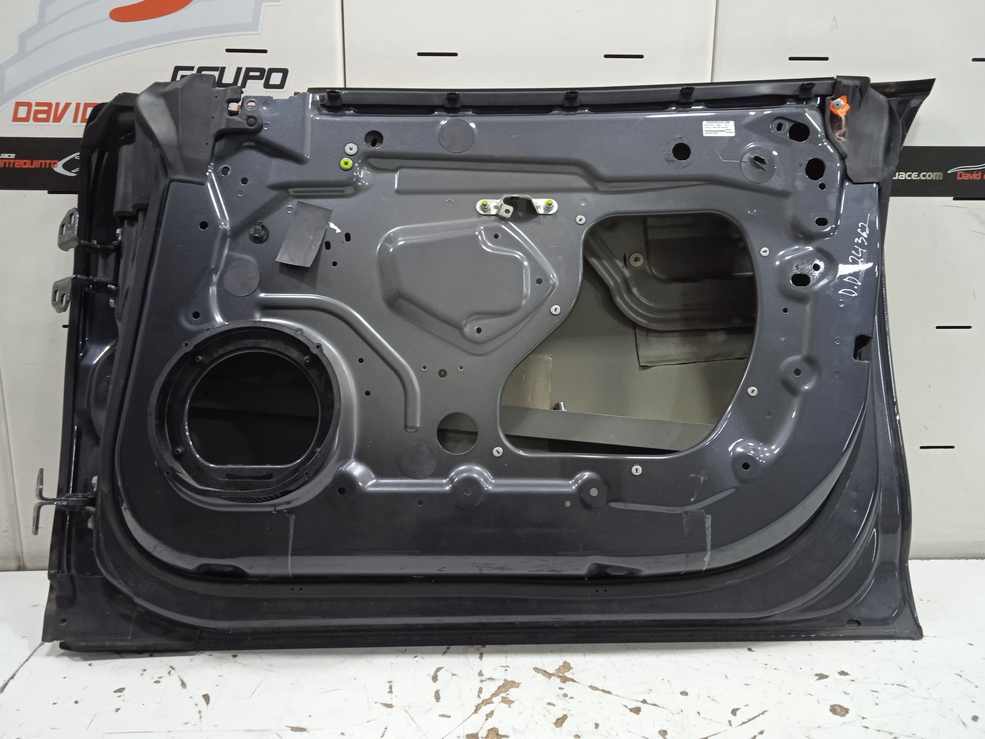 Puerta delantera derecha tesla model s basis