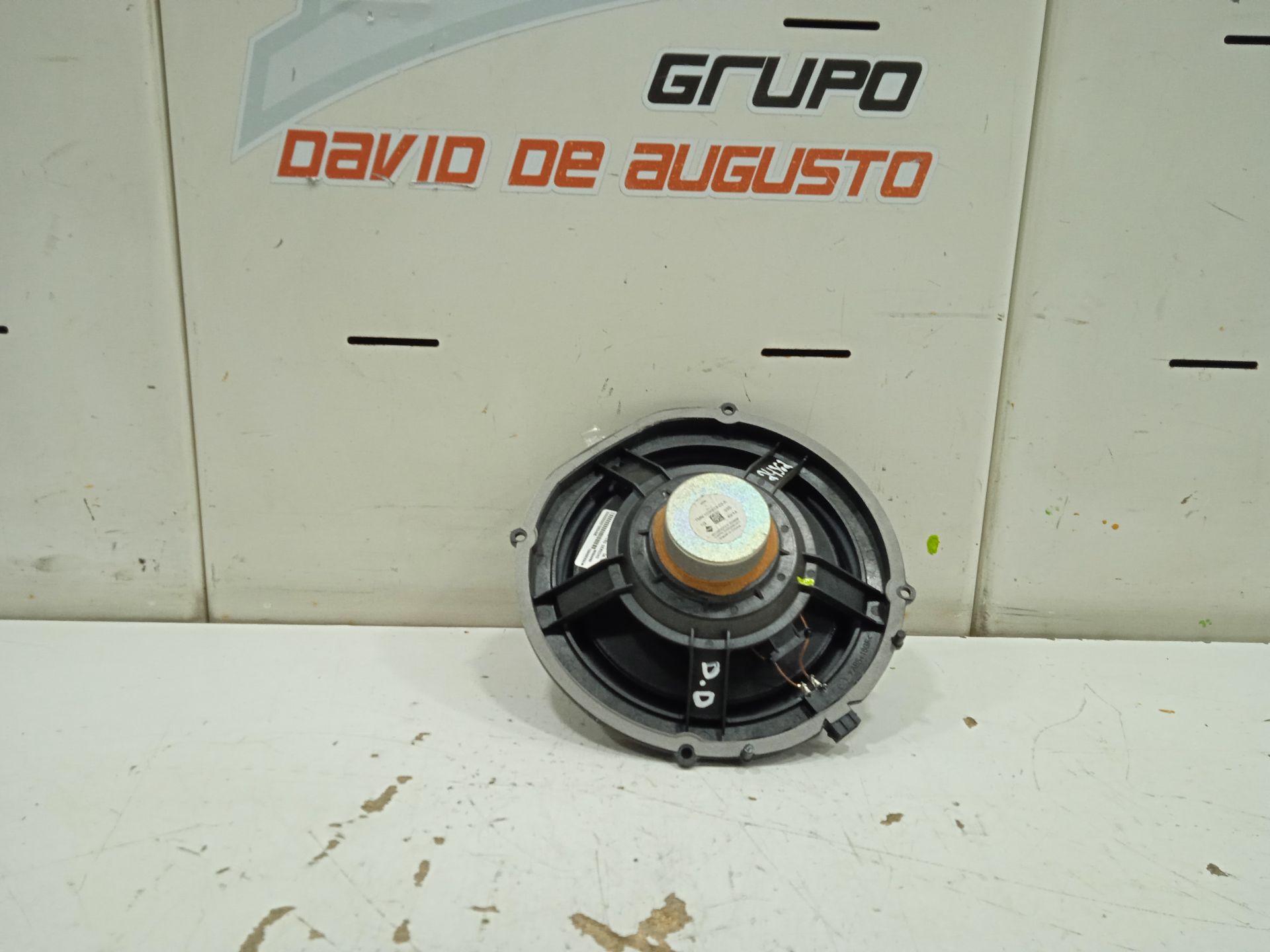 No identificado tesla model s basis