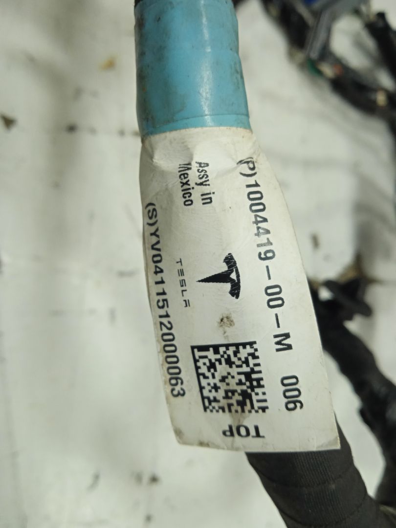No identificado tesla model s basis