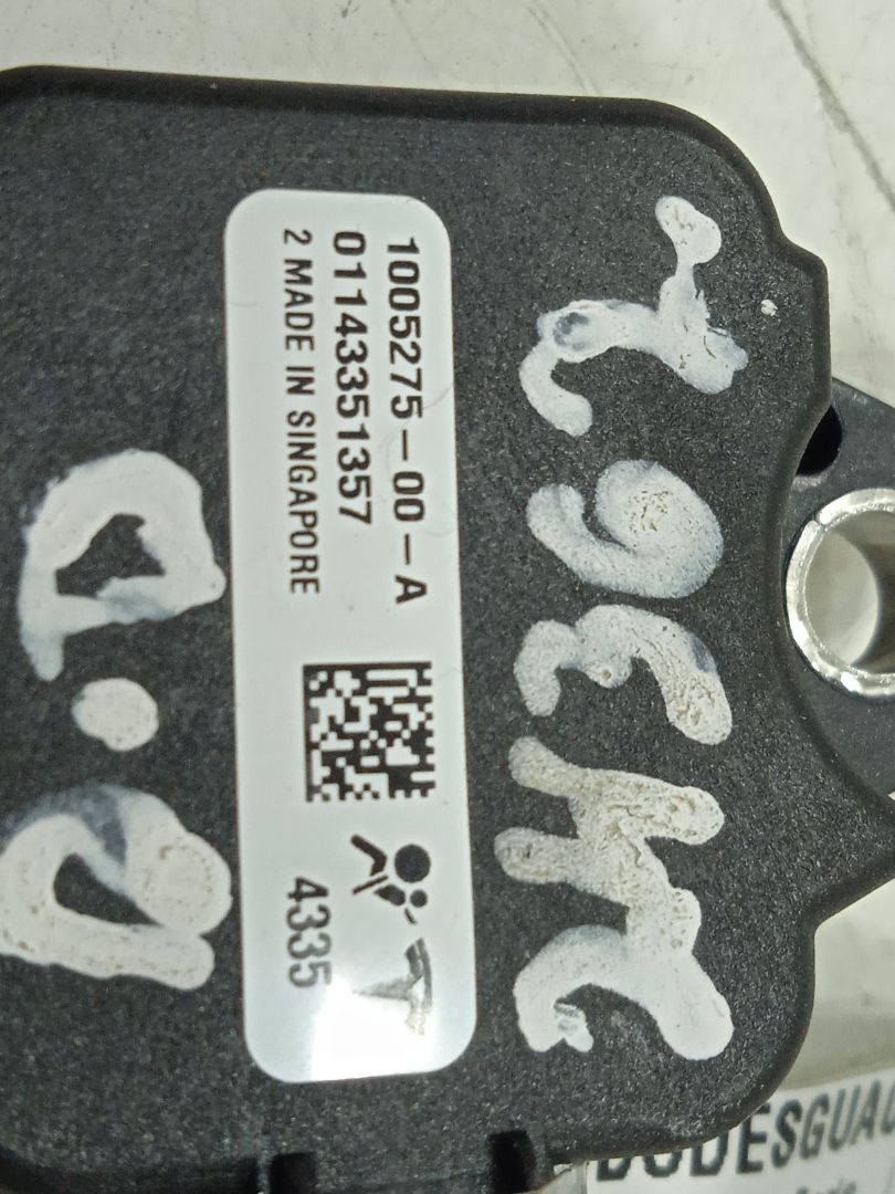 Sensor airbag tesla model s basis
