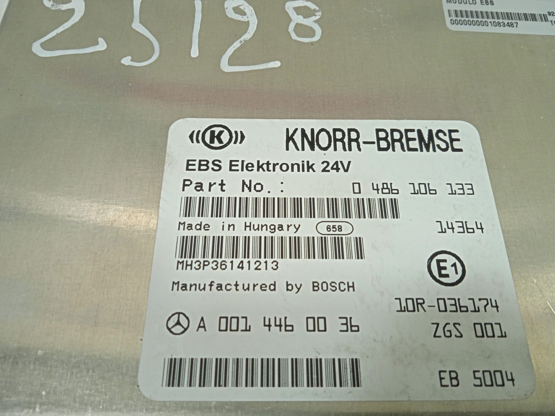 No identificado mercedes-benz actros 4 2-ejes bm 963 (2011) 