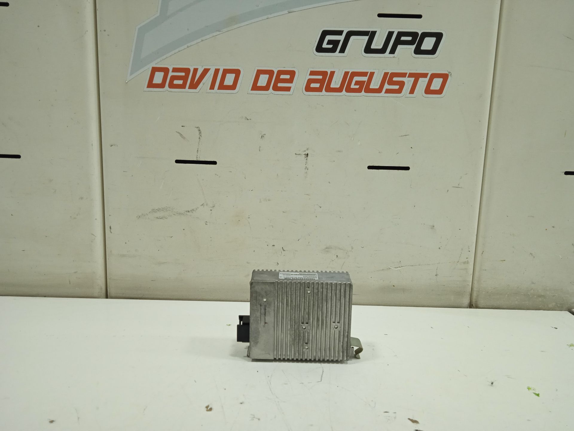 No identificado mercedes-benz actros 4 2-ejes bm 963 (2011) 