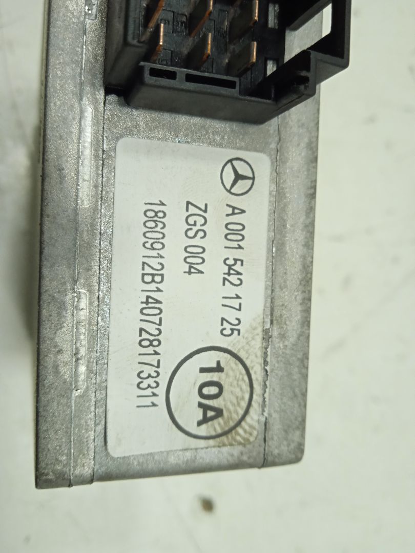 No identificado mercedes-benz actros 4 2-ejes bm 963 (2011) 