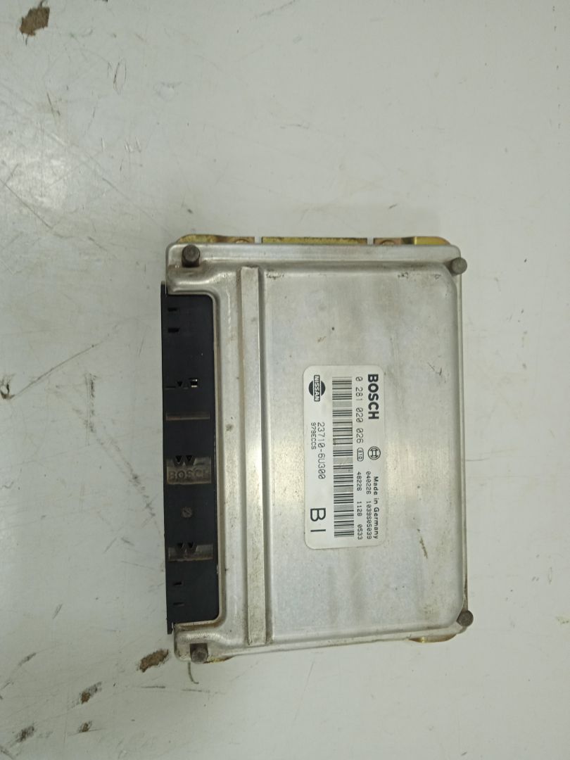Centralita motor uce nissan cabstar cabina doble cabina doble