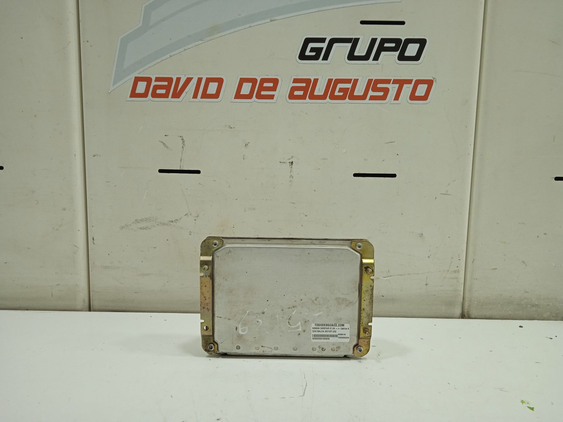 Centralita motor uce nissan cabstar cabina doble cabina doble