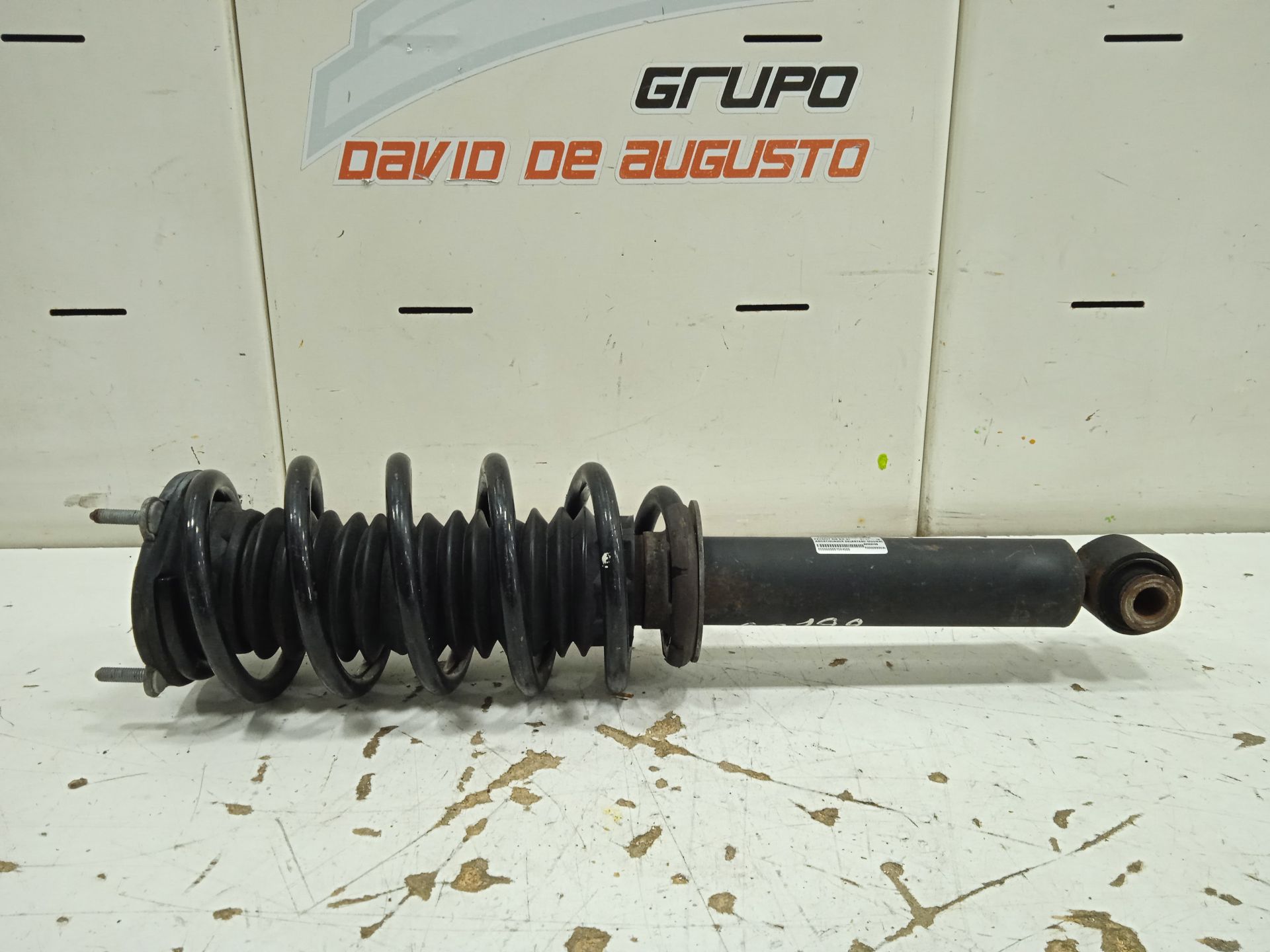 Amortiguador delantero izquierdo peugeot 508 sw gt
