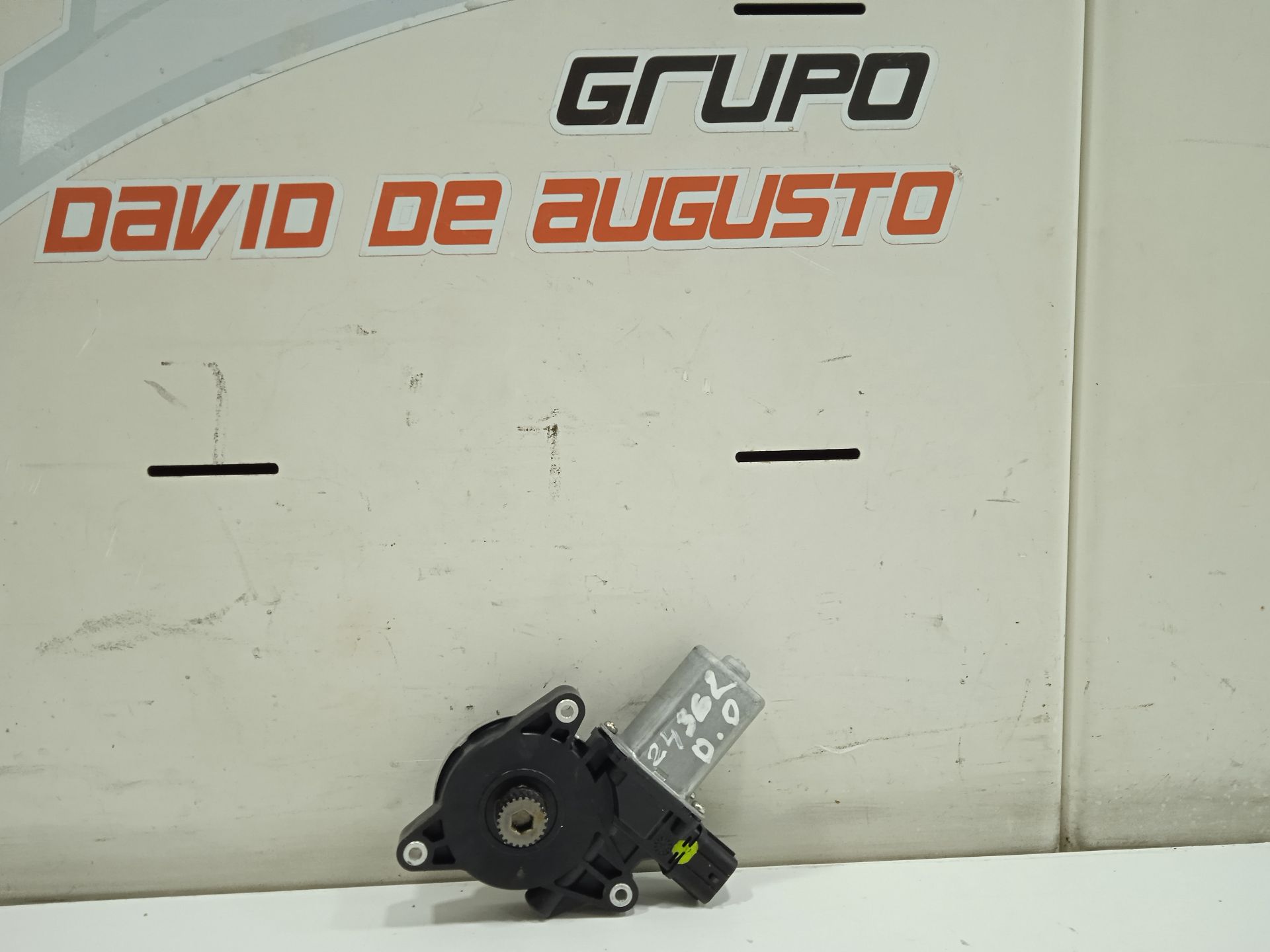 No identificado tesla model s basis