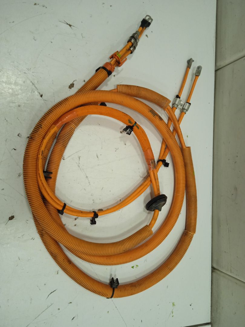 No identificado tesla model s basis