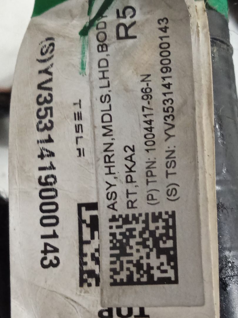 No identificado tesla model s basis