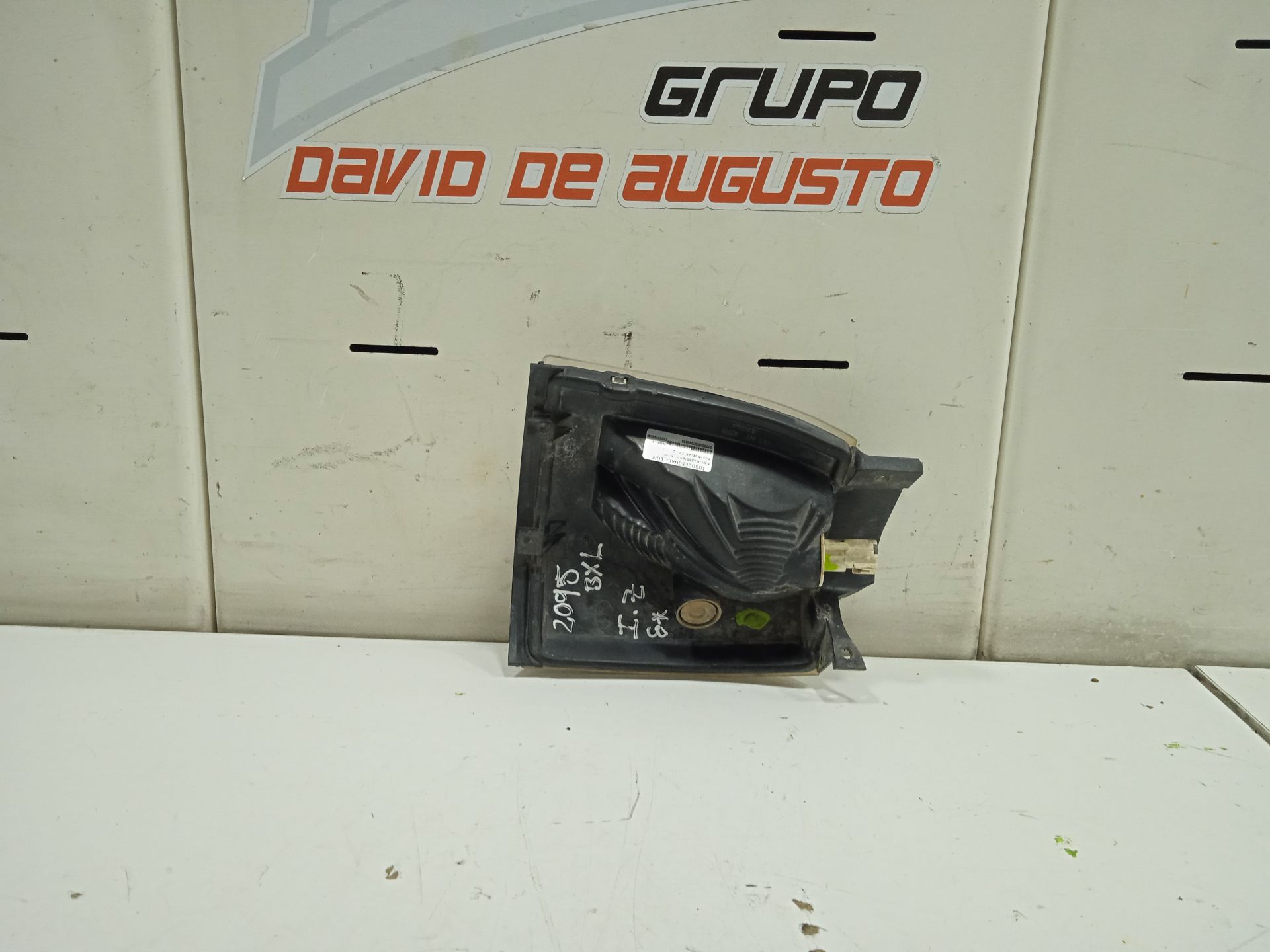 Piloto delantero izquierdo nissan cabstar e cabina doble cabina doble