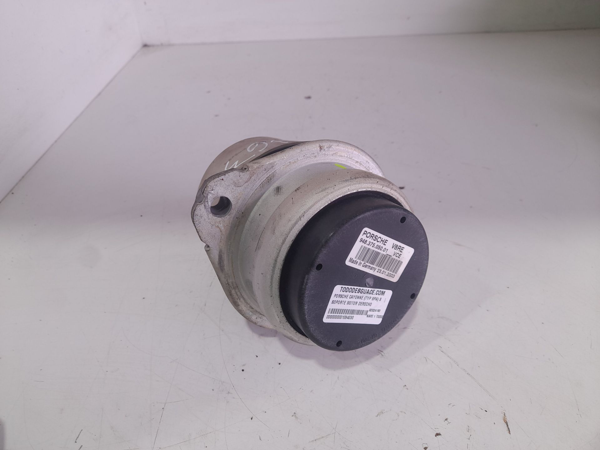 Soporte motor derecho porsche cayenne (tipo 9pa) s