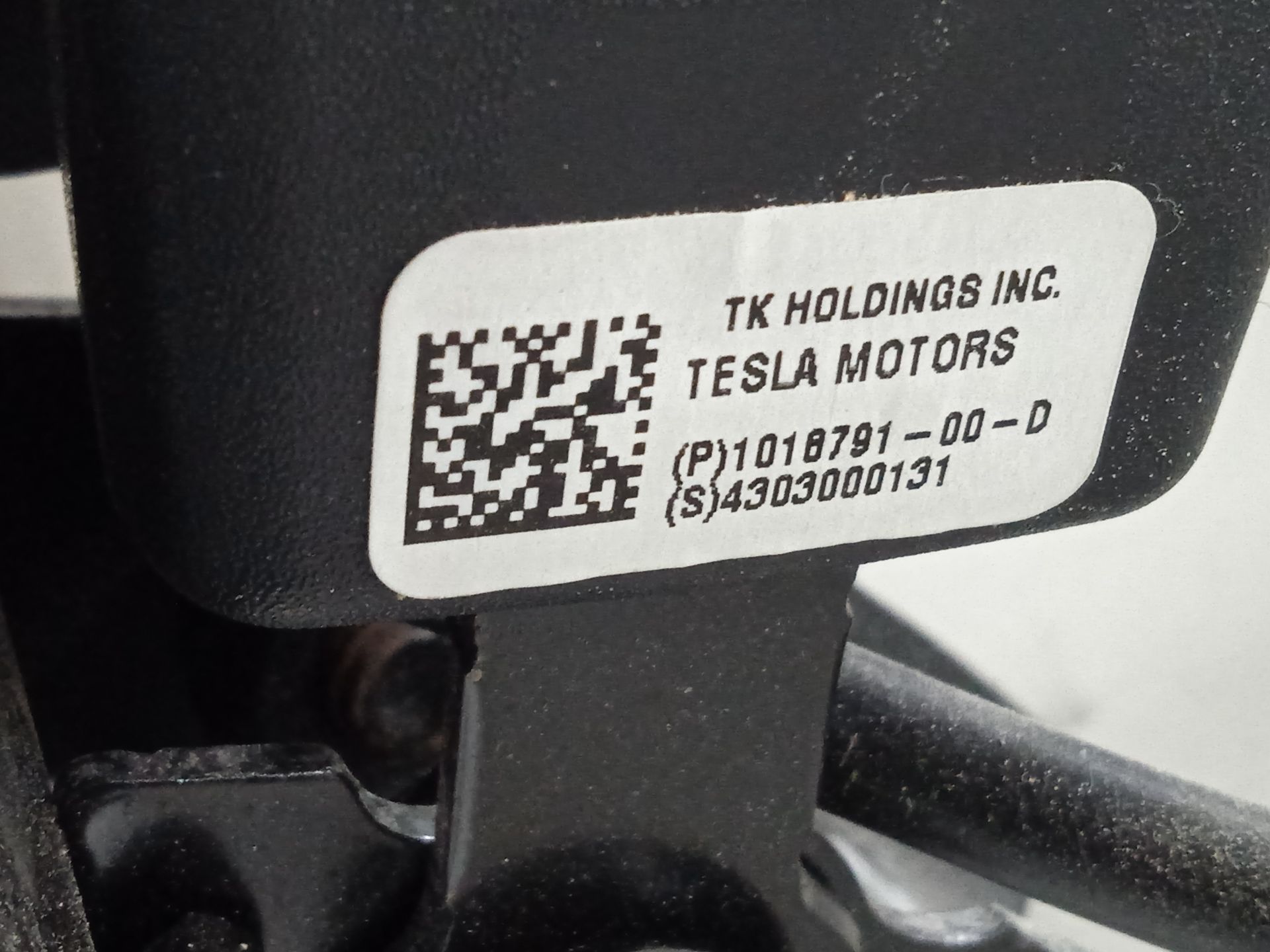 No identificado tesla model s basis