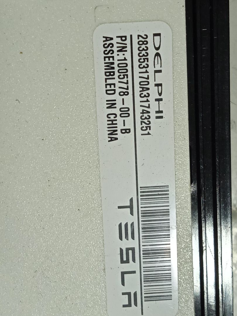 No identificado tesla model s basis