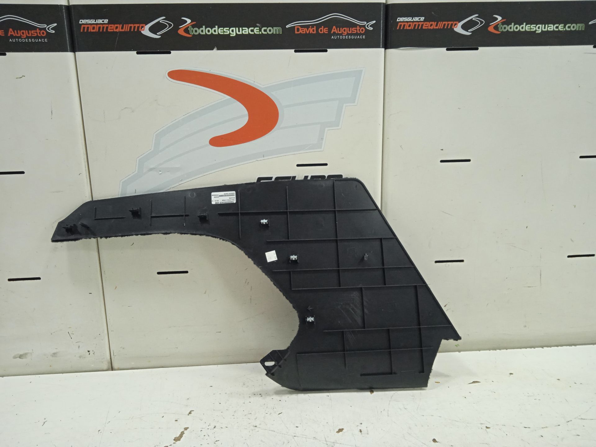 No identificado tesla model s basis
