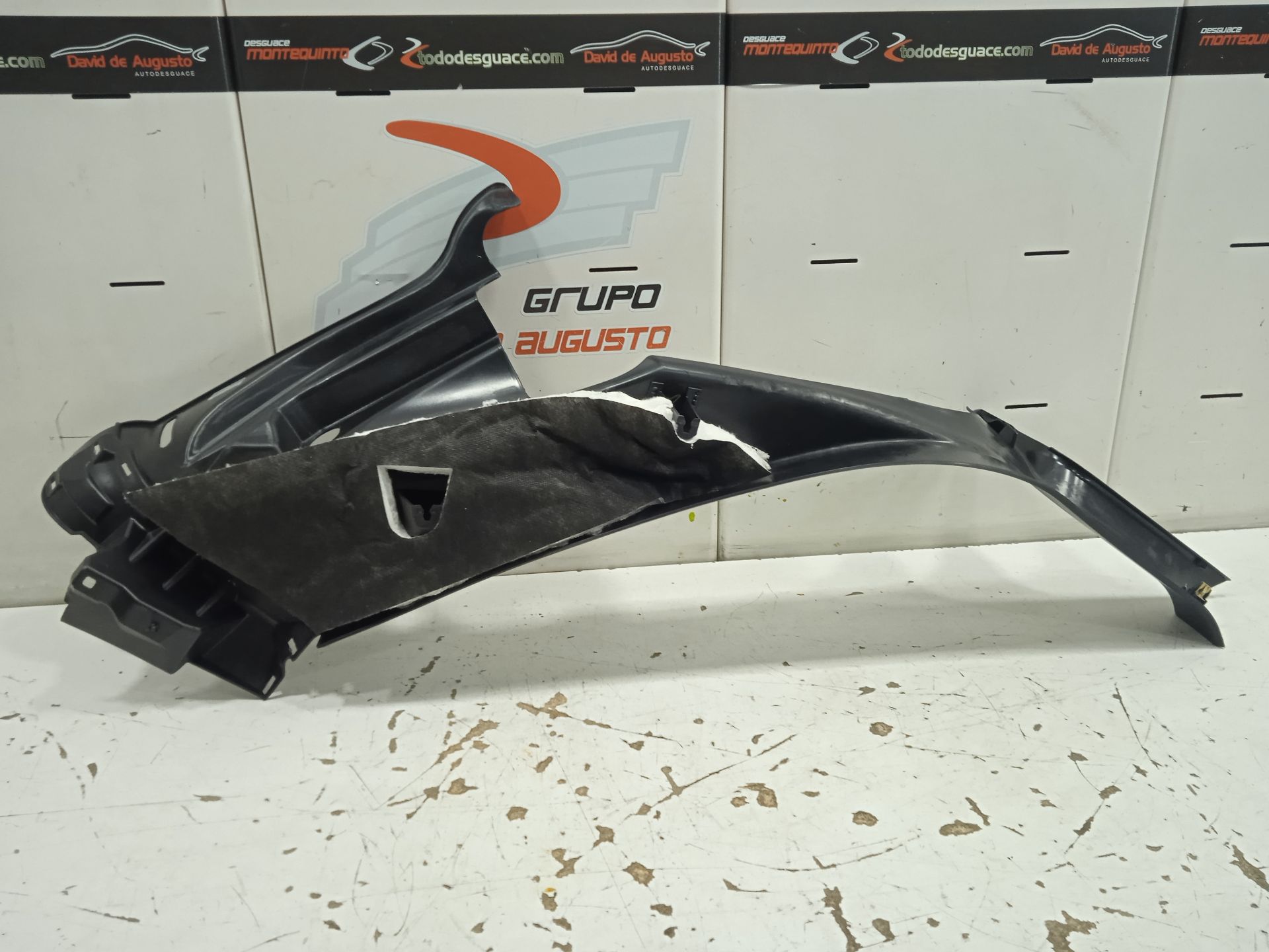 No identificado tesla model s basis