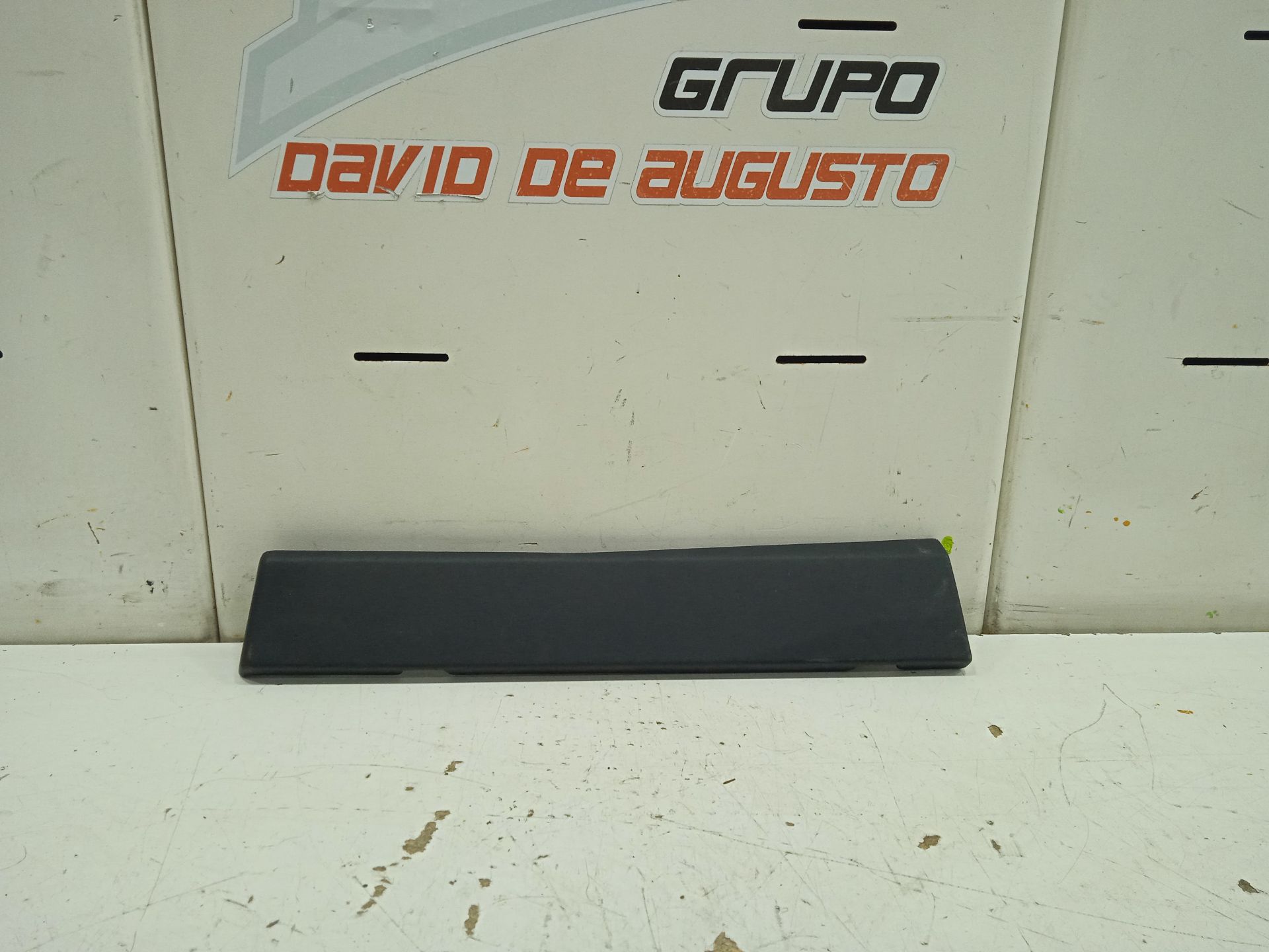 No identificado tesla model s basis