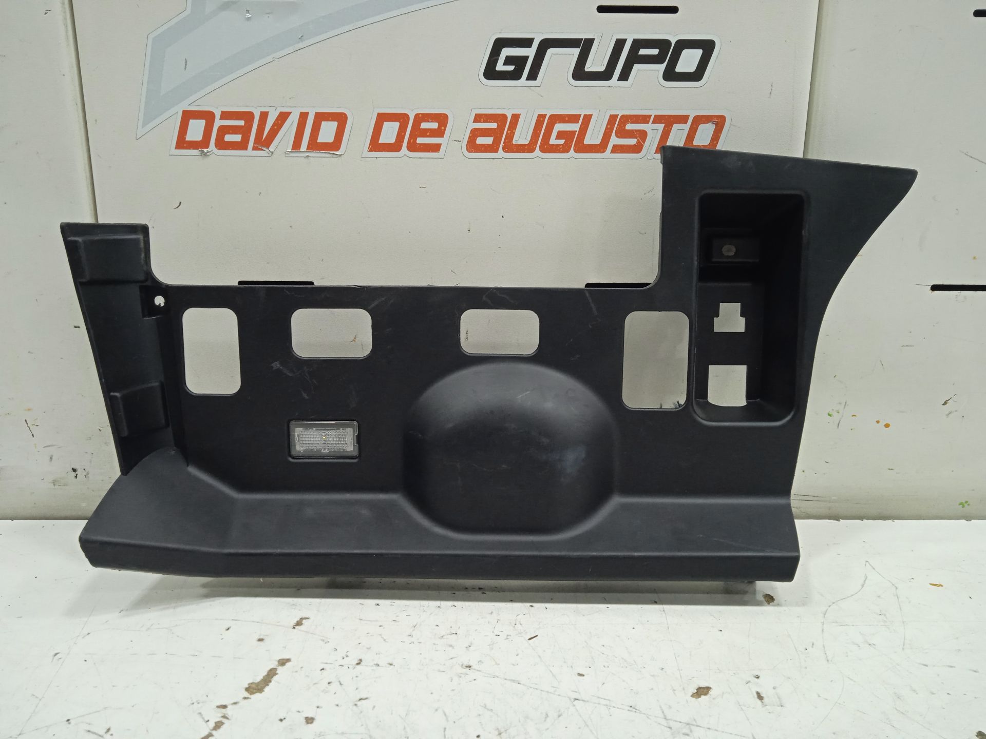 No identificado tesla model s basis