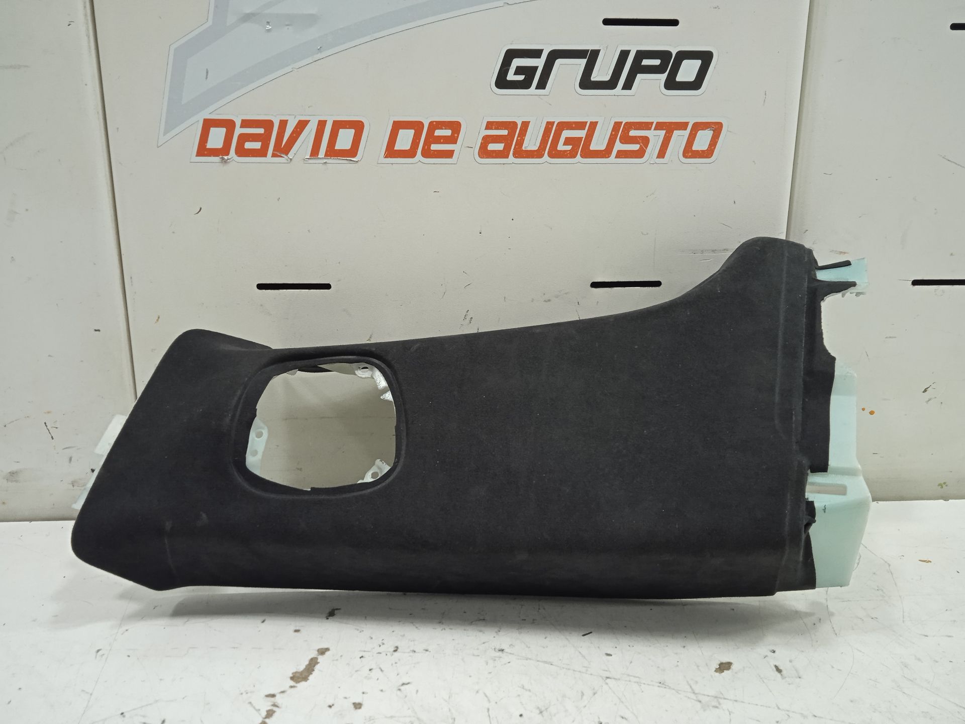 No identificado tesla model s basis