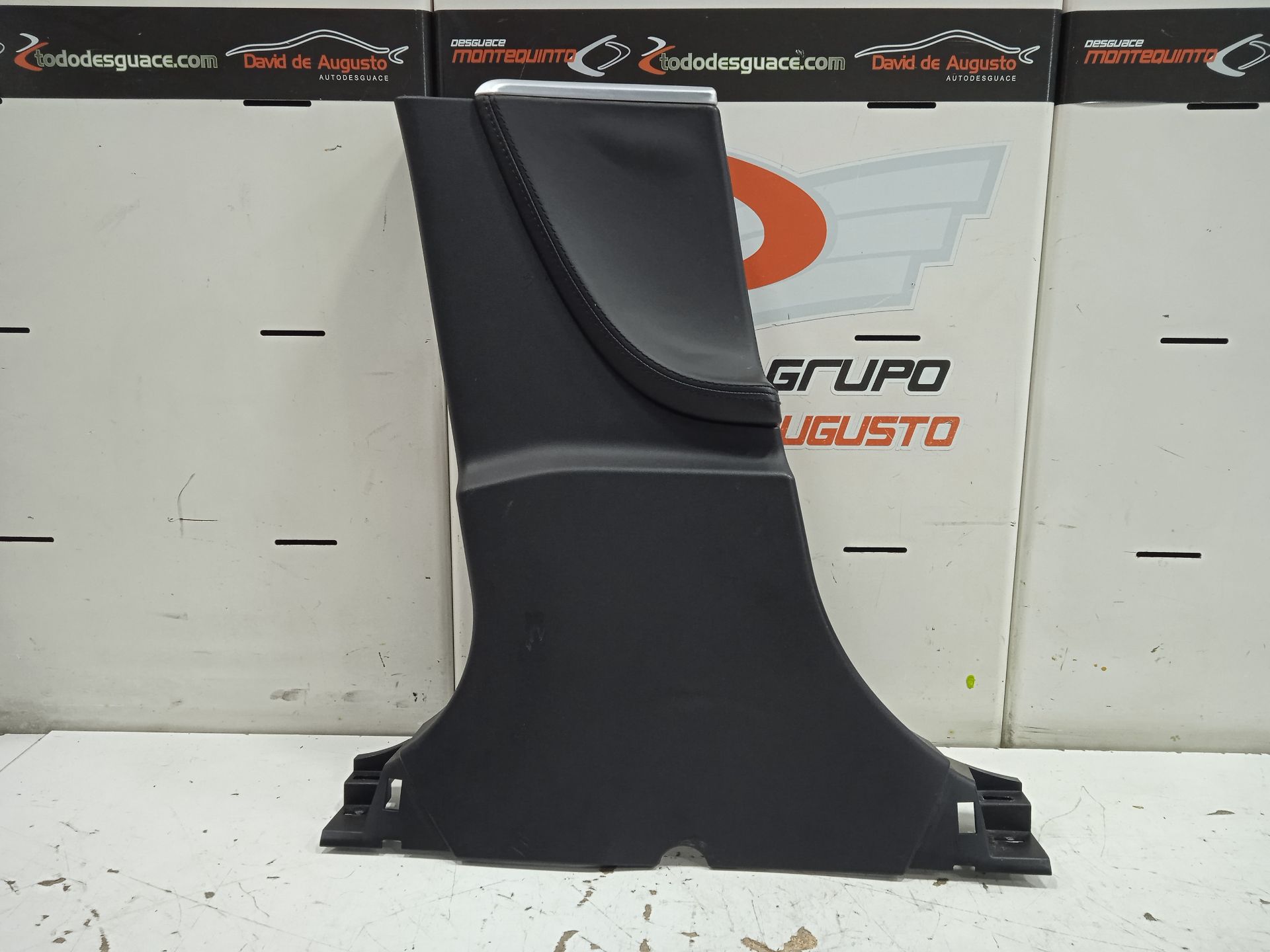 No identificado tesla model s basis