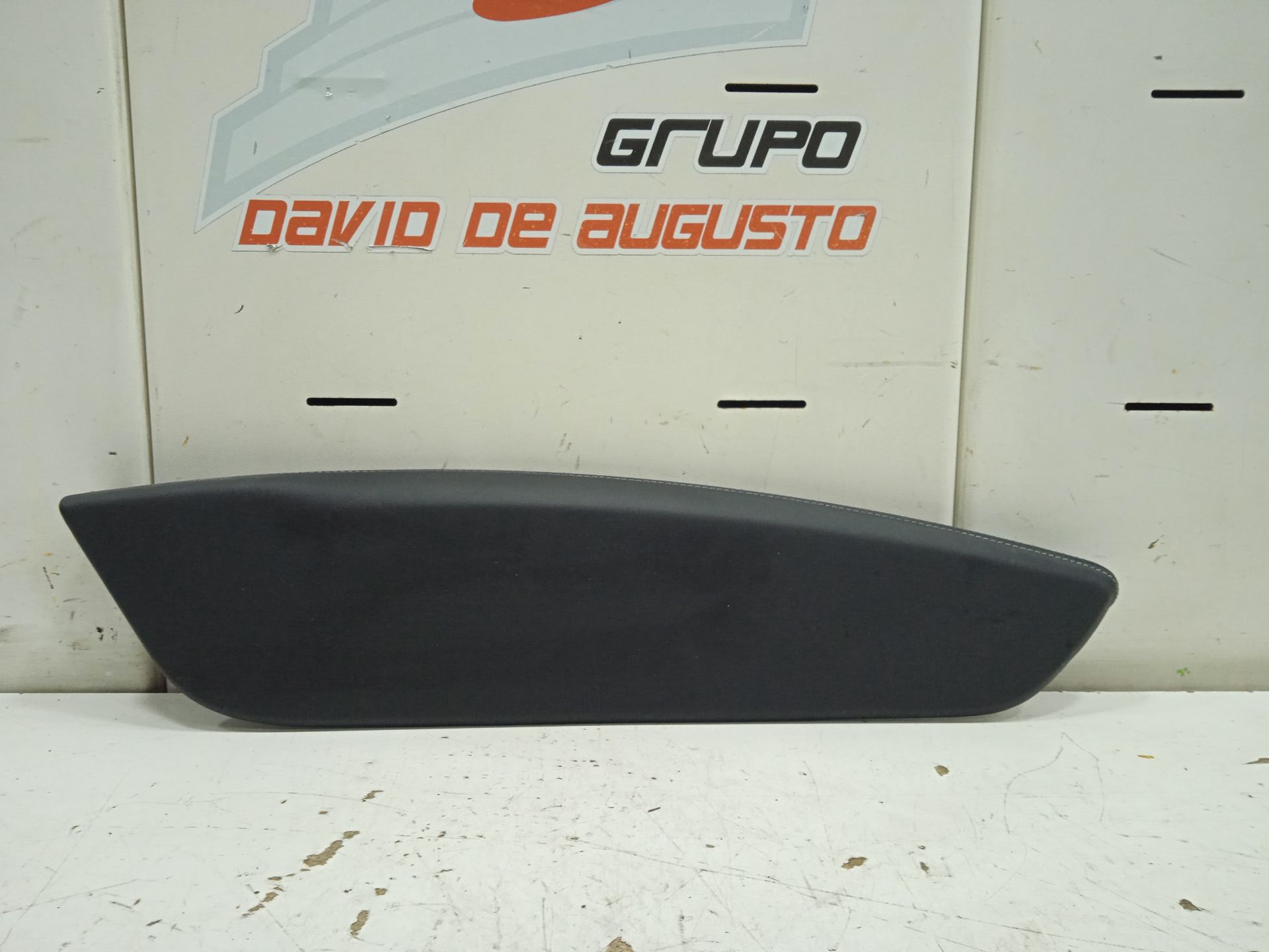 No identificado tesla model s basis