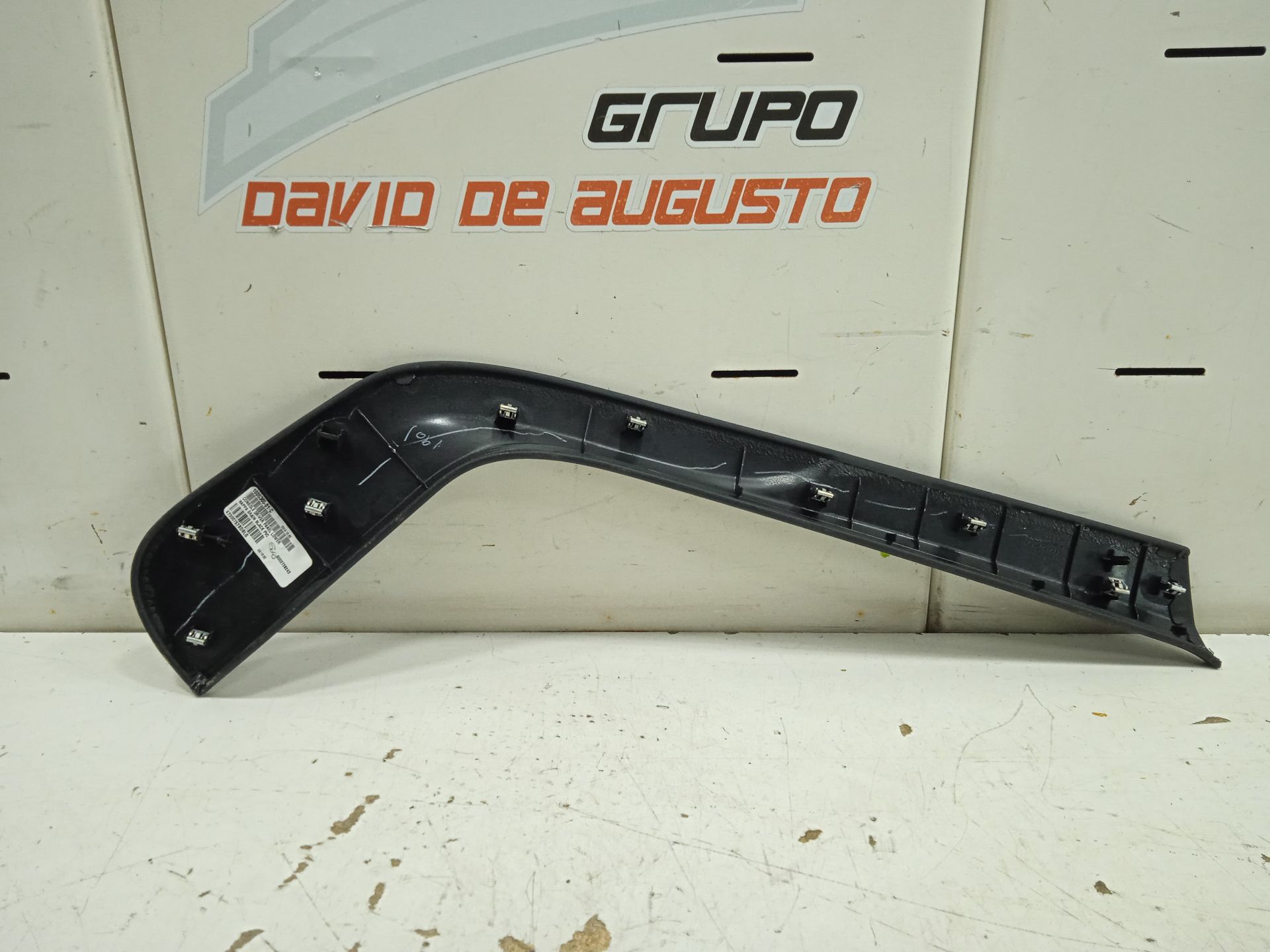 No identificado tesla model s basis