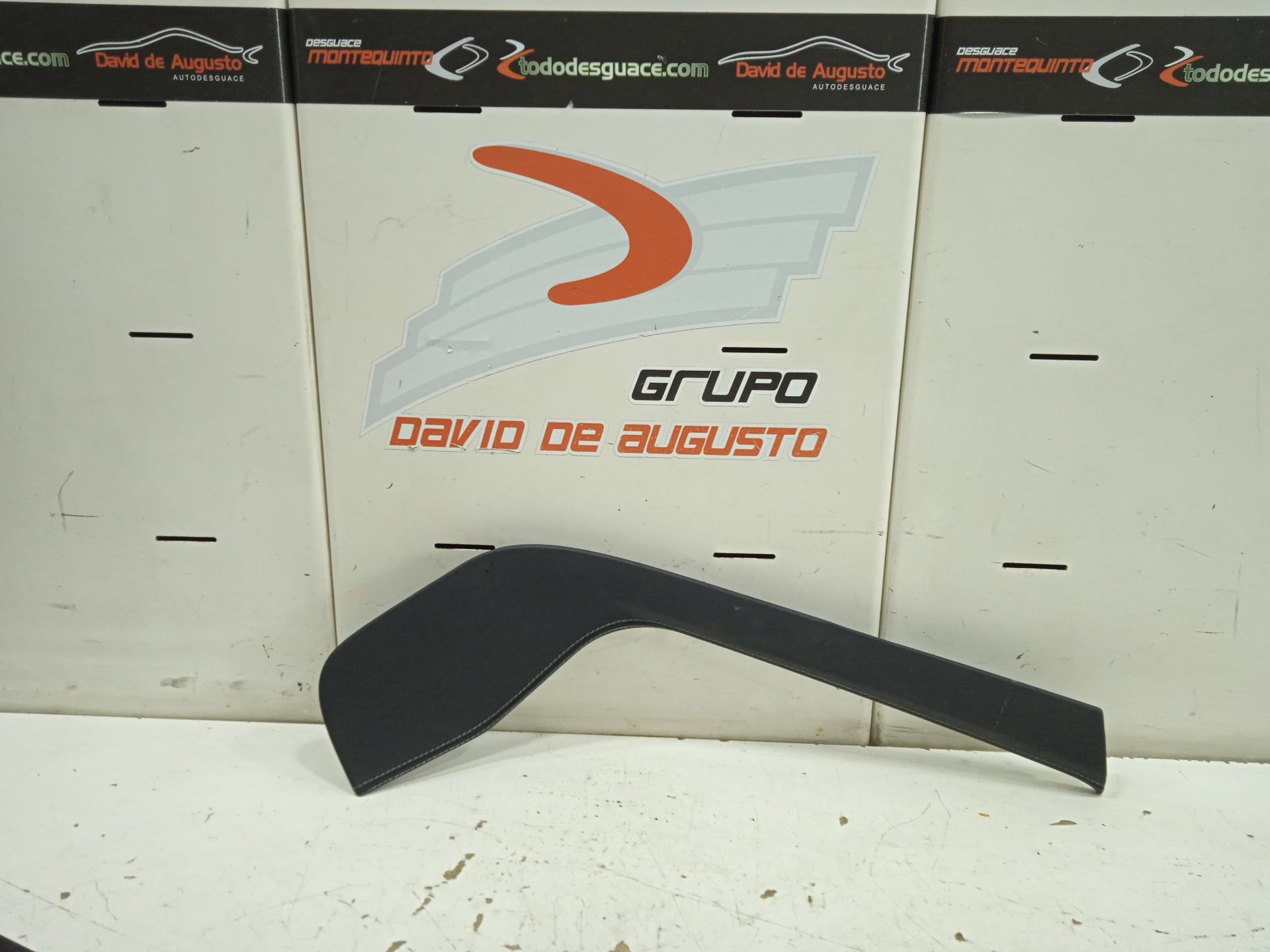 No identificado tesla model s basis