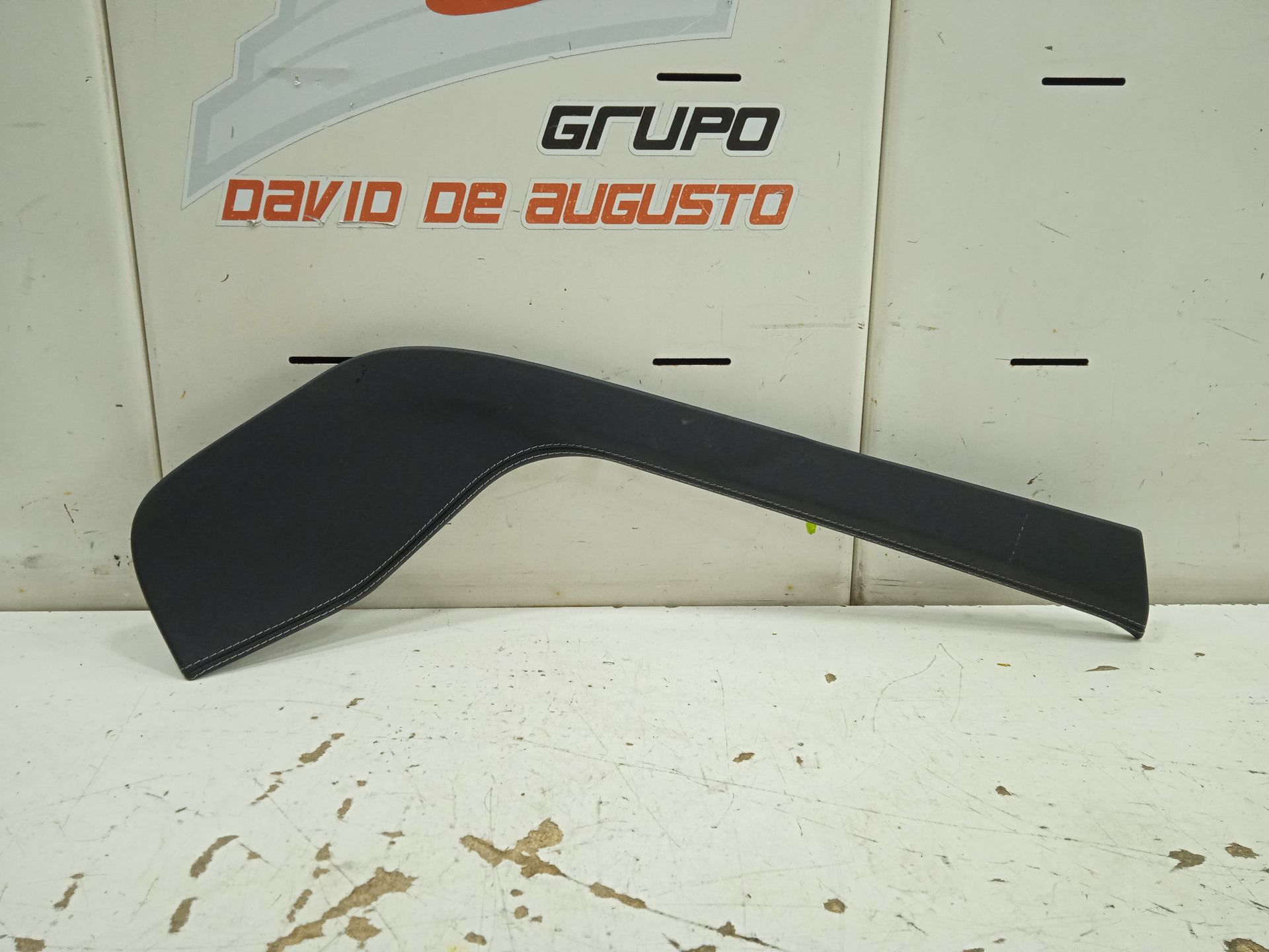 No identificado tesla model s basis
