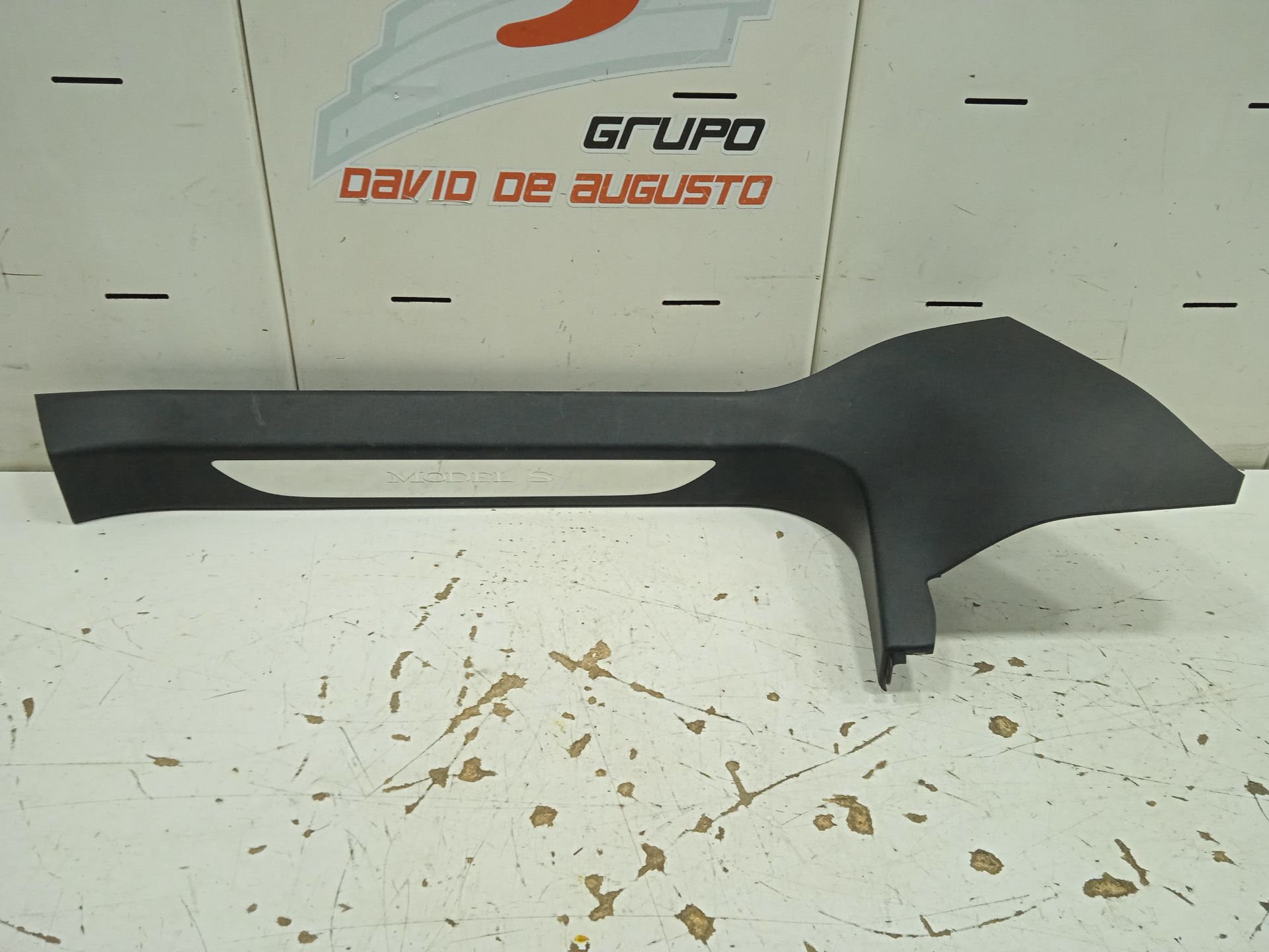 No identificado tesla model s basis