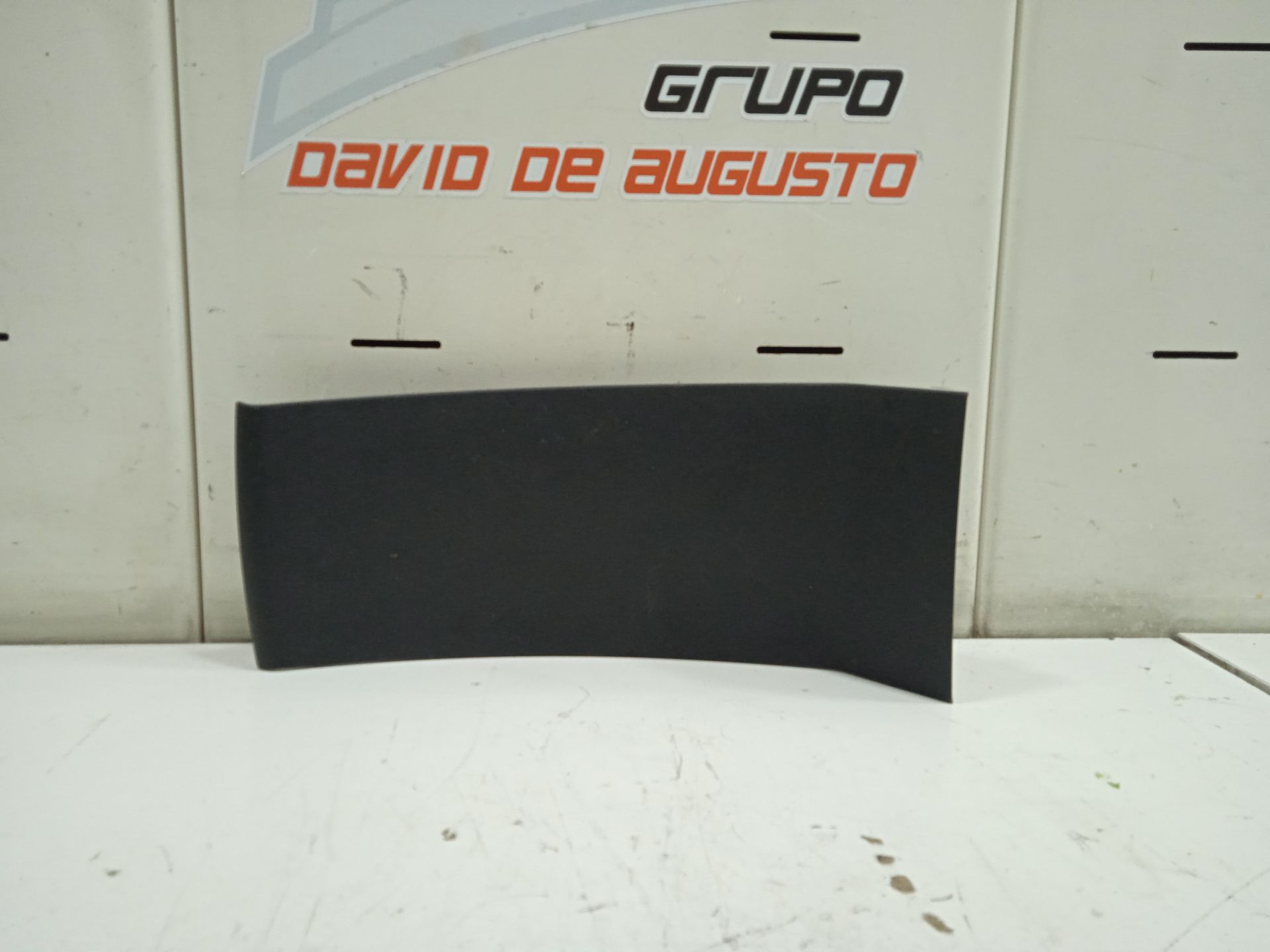 No identificado tesla model s basis