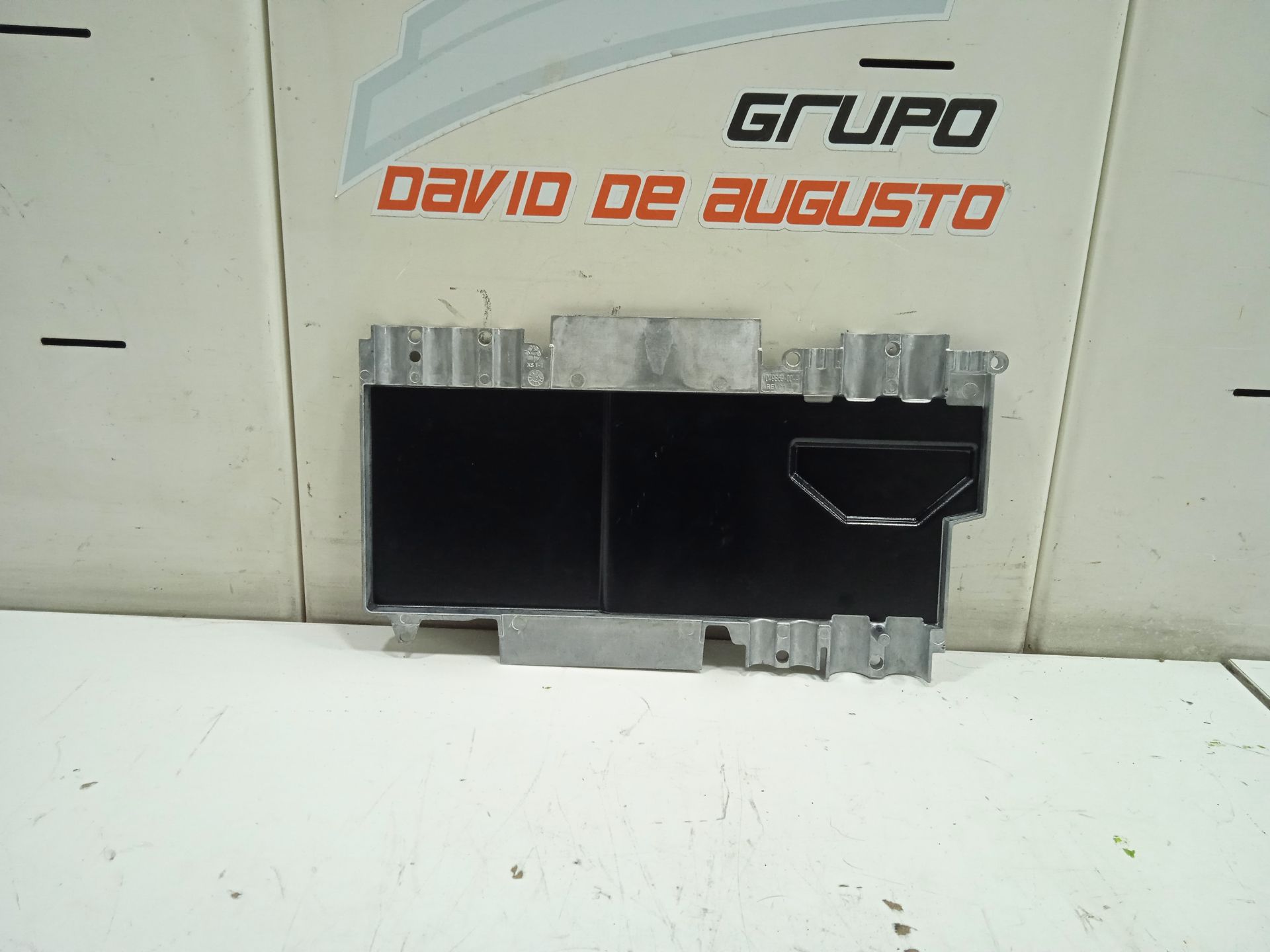 No identificado tesla model s basis