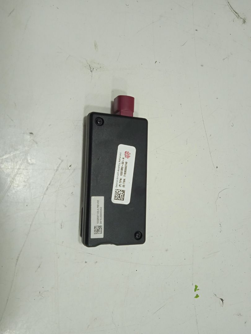 Antena tesla model s basis