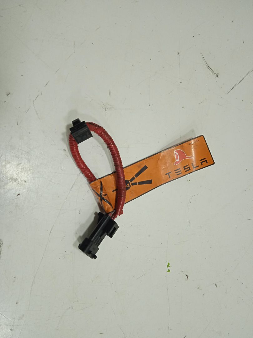 No identificado tesla model s basis