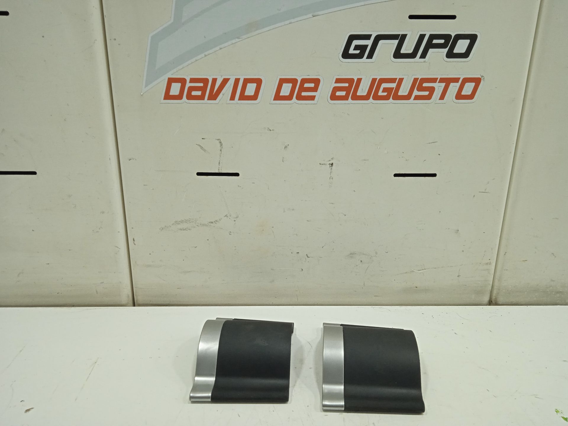 No identificado tesla model s basis