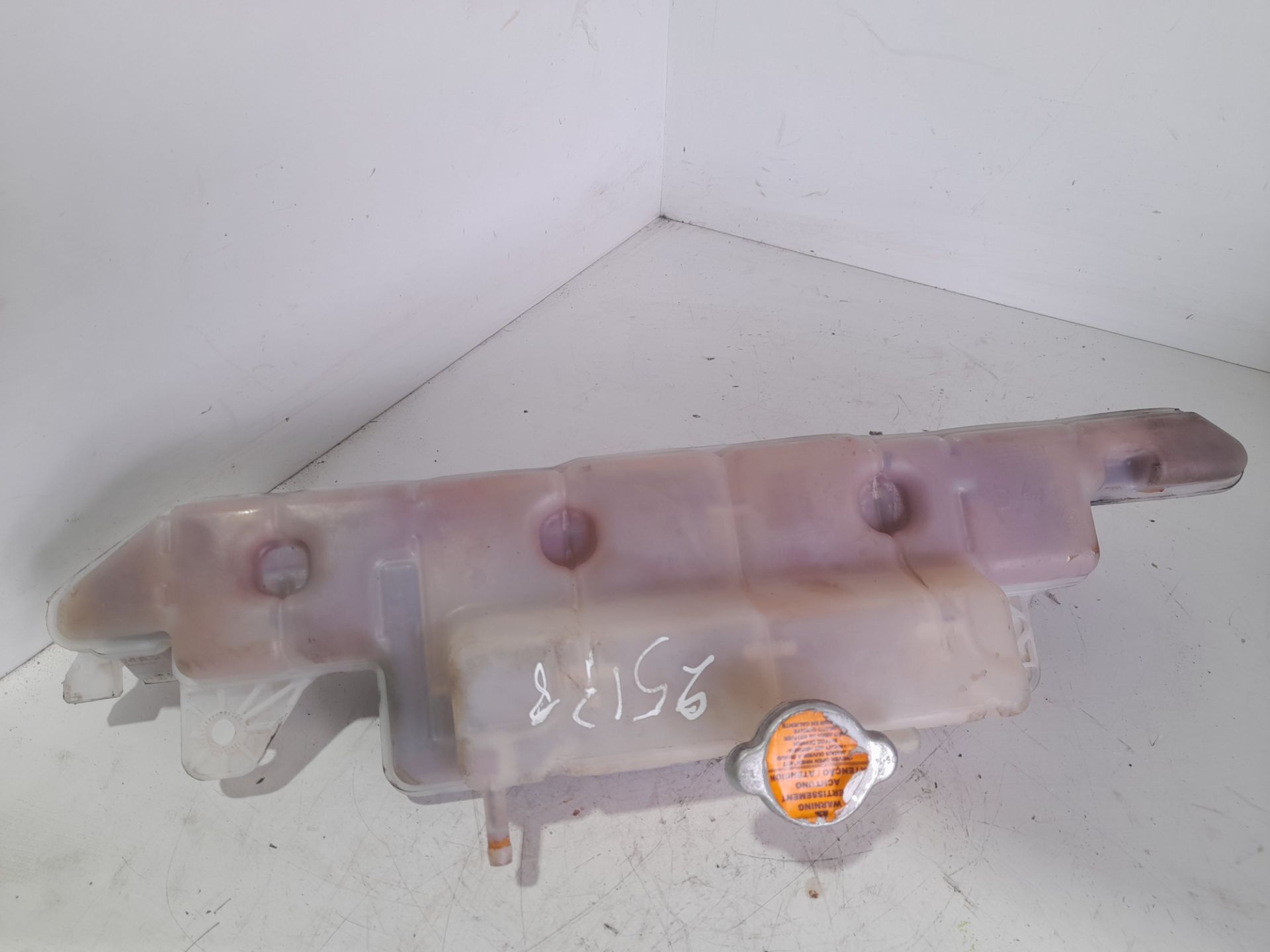 Deposito expansion nissan nt400 cabstar cabstar 35.xx cabina simple ca